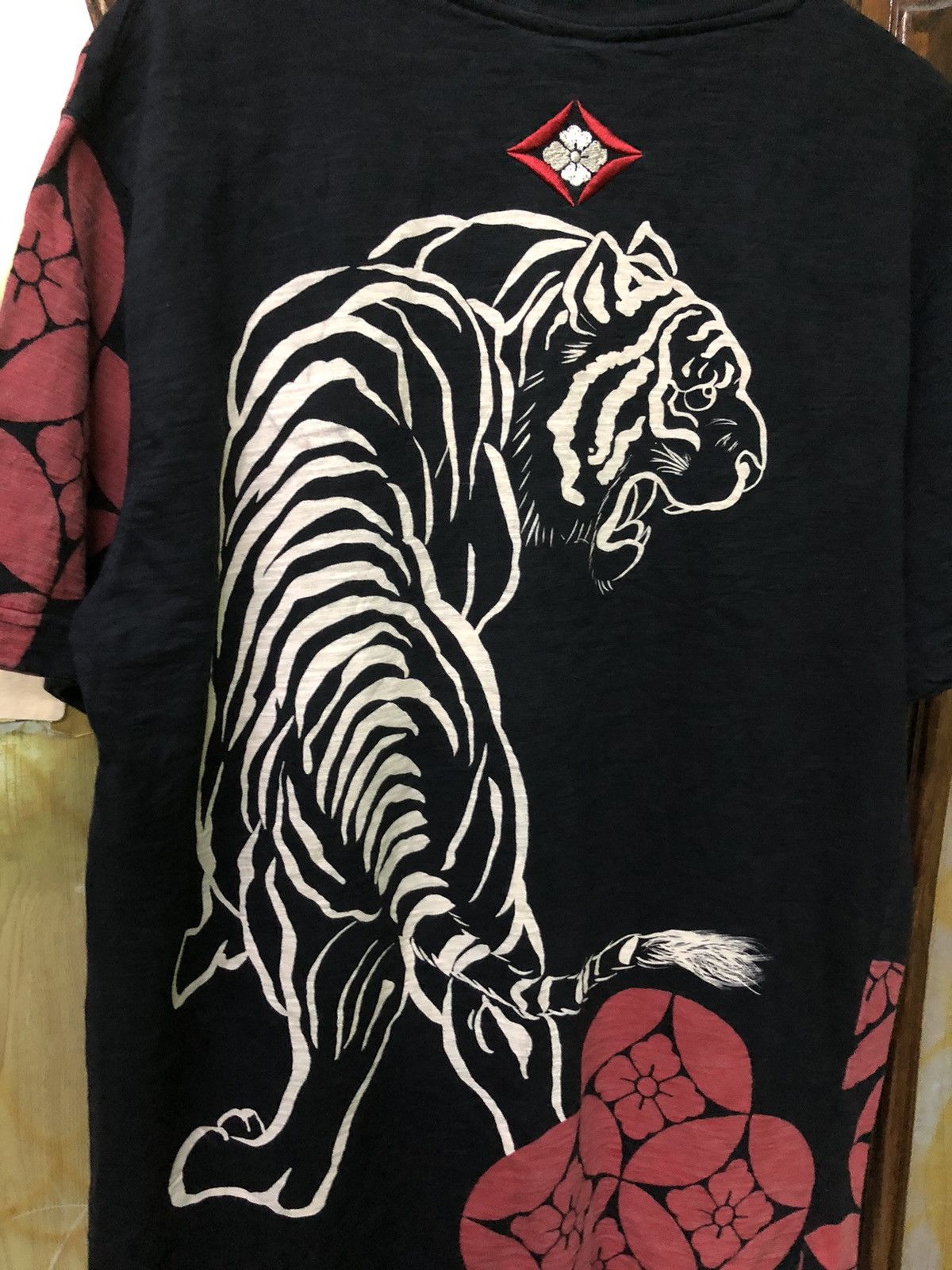 Bullet Noise Vintage Sukajan Angry Tiger Rare Shirt Tee Size US L / EU 52-54 / 3 - 2 Thumbnail