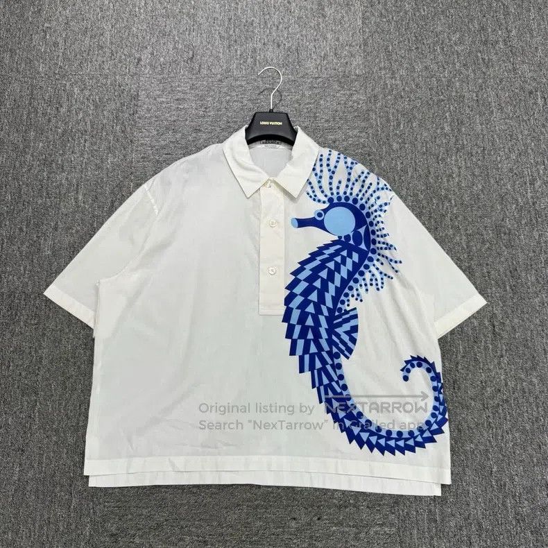 Hermes Hermes size 41 Seahorse print short sleeve Size L / US 10 / IT 46 - 1 Thumbnail