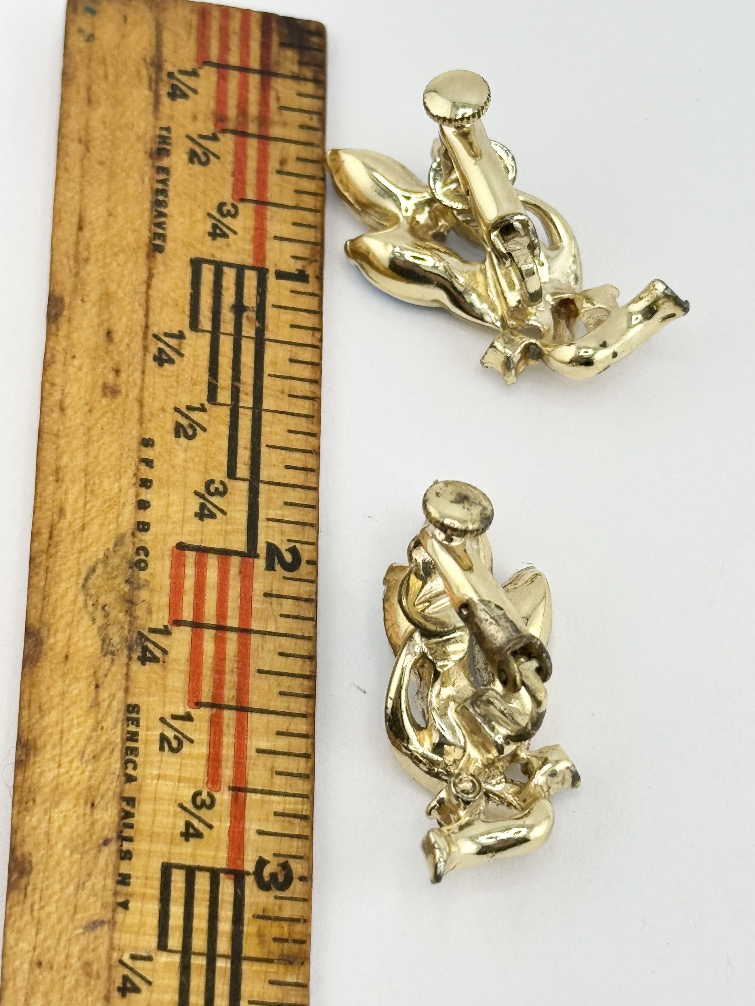Vintage Vintage ab rhinestone gold leaf clip on earrings Size ONE SIZE - 3 Thumbnail