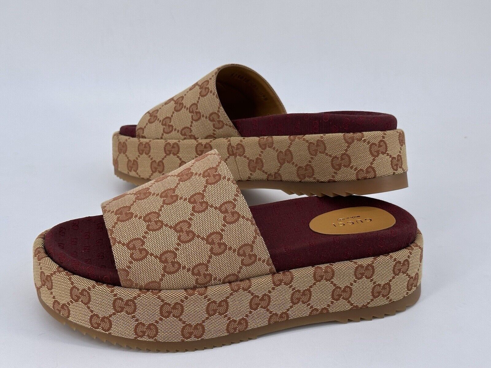 New Gucci Pantoletten Sandalen SIze US-11,5 IT-41,5