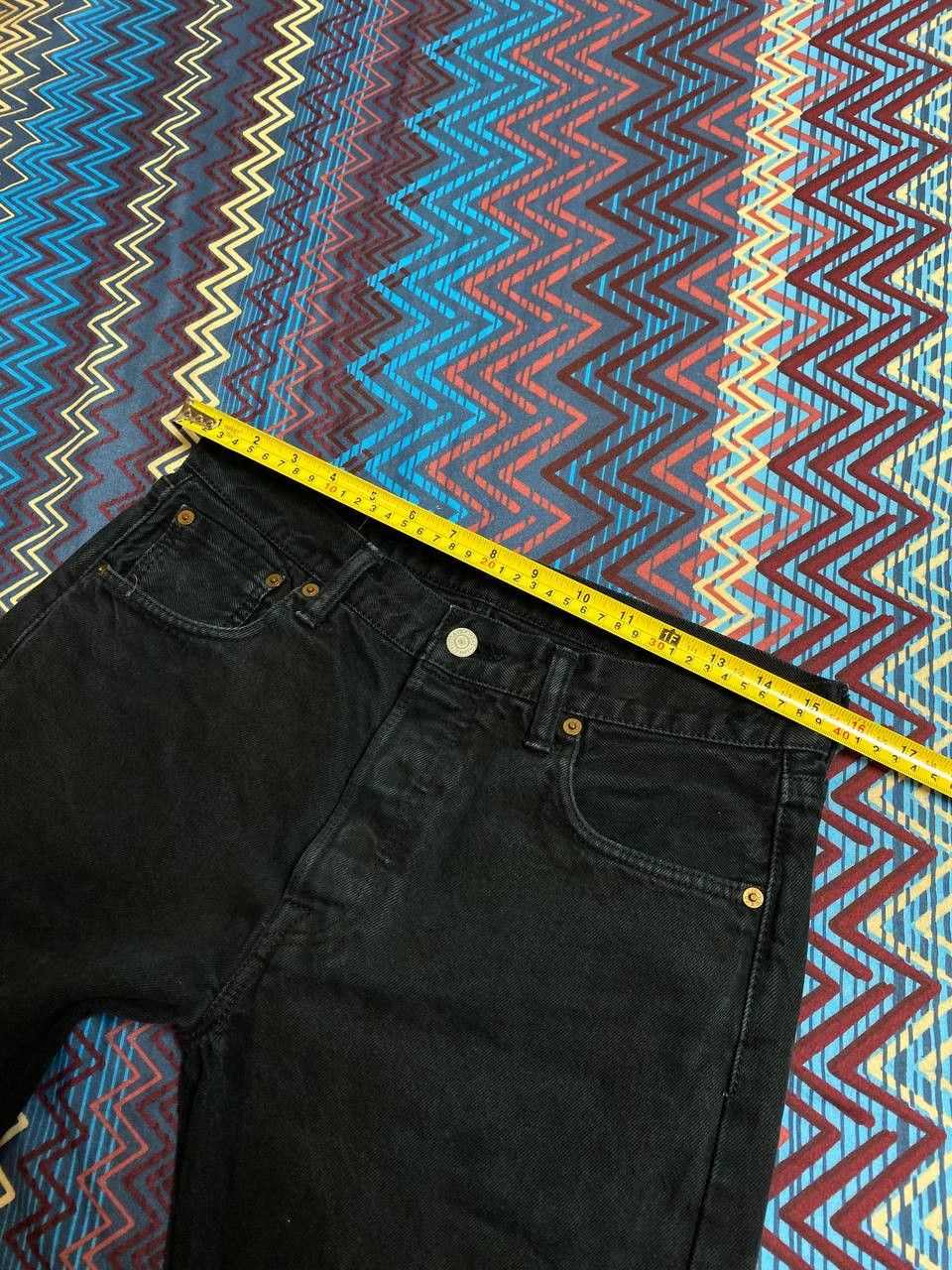 Levi's Y2K Levi's 501 logo jeans pants vintage w30 streetwear Size US 30 / EU 46 - 16 Thumbnail