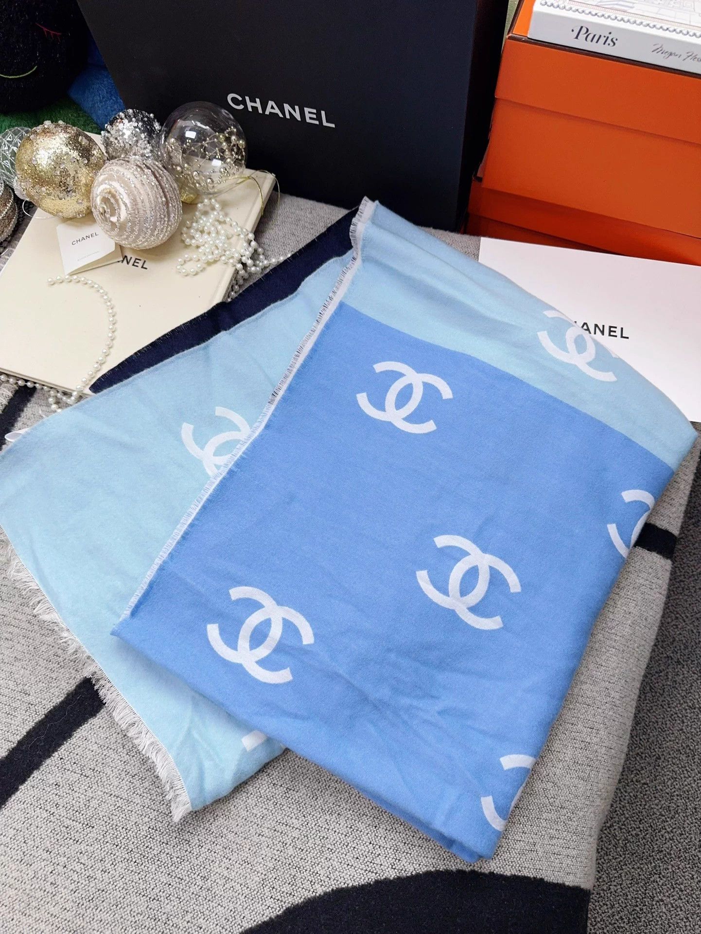 Chanel Chanel 25C Blue Gradient Colorblock Allover Logo Scarf Size ONE SIZE - 6 Thumbnail