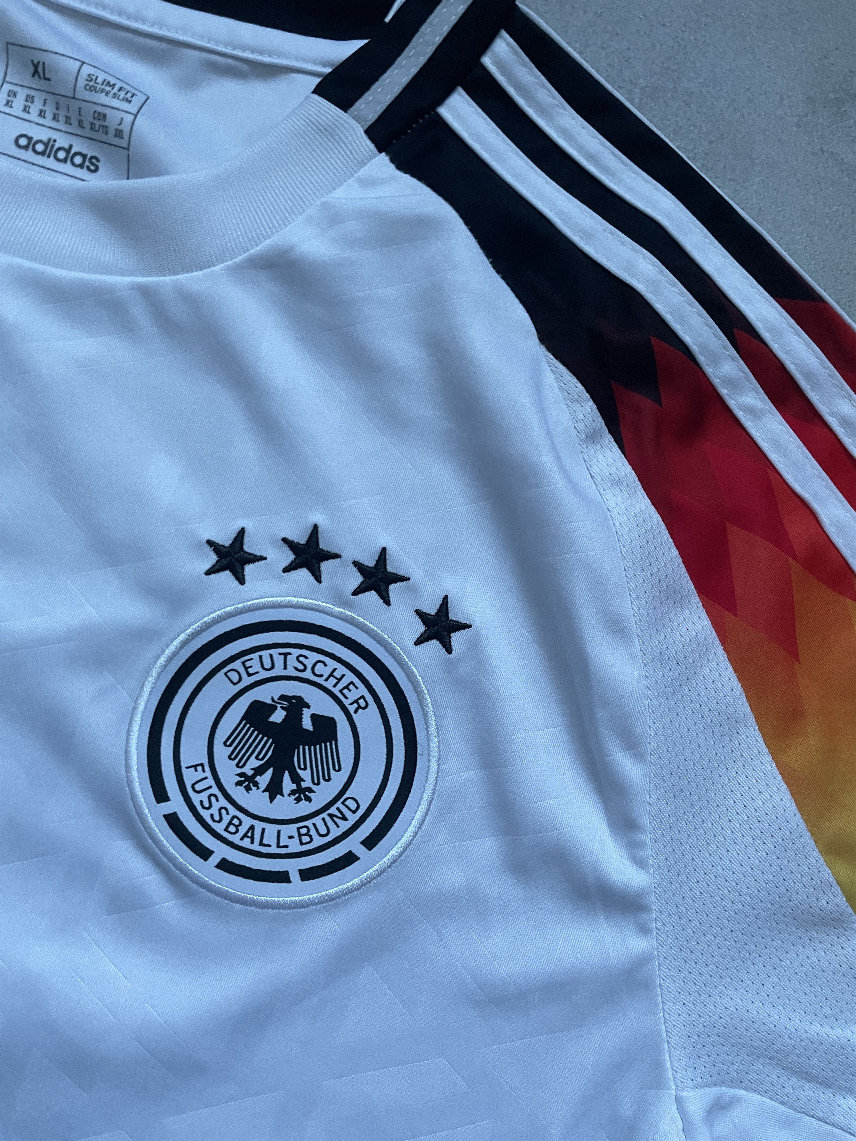 Adidas ADIDAS GERMANY 2024 FOOTBALL KIT SOCCER JERSEY BLOKECORE Size US XL / EU 56 / 4 - 4 Thumbnail