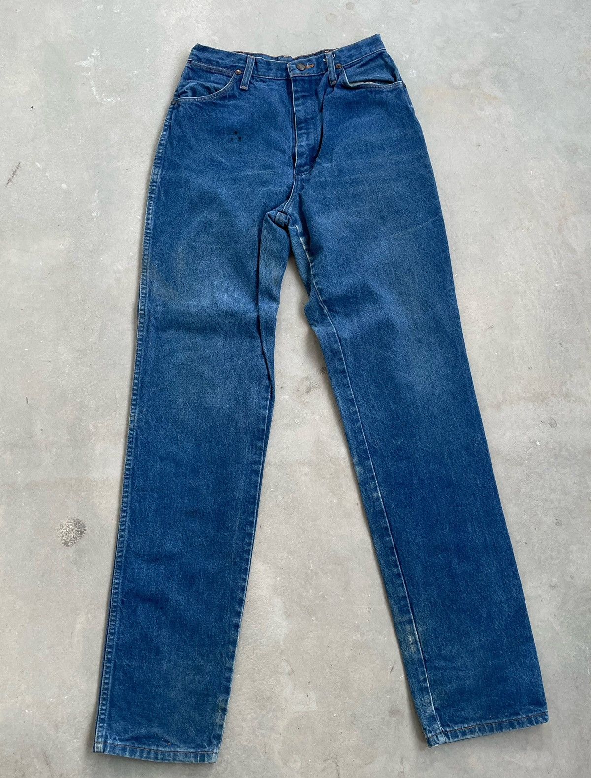 VINTAGE WRANGLER DISTRESSED DENIM
