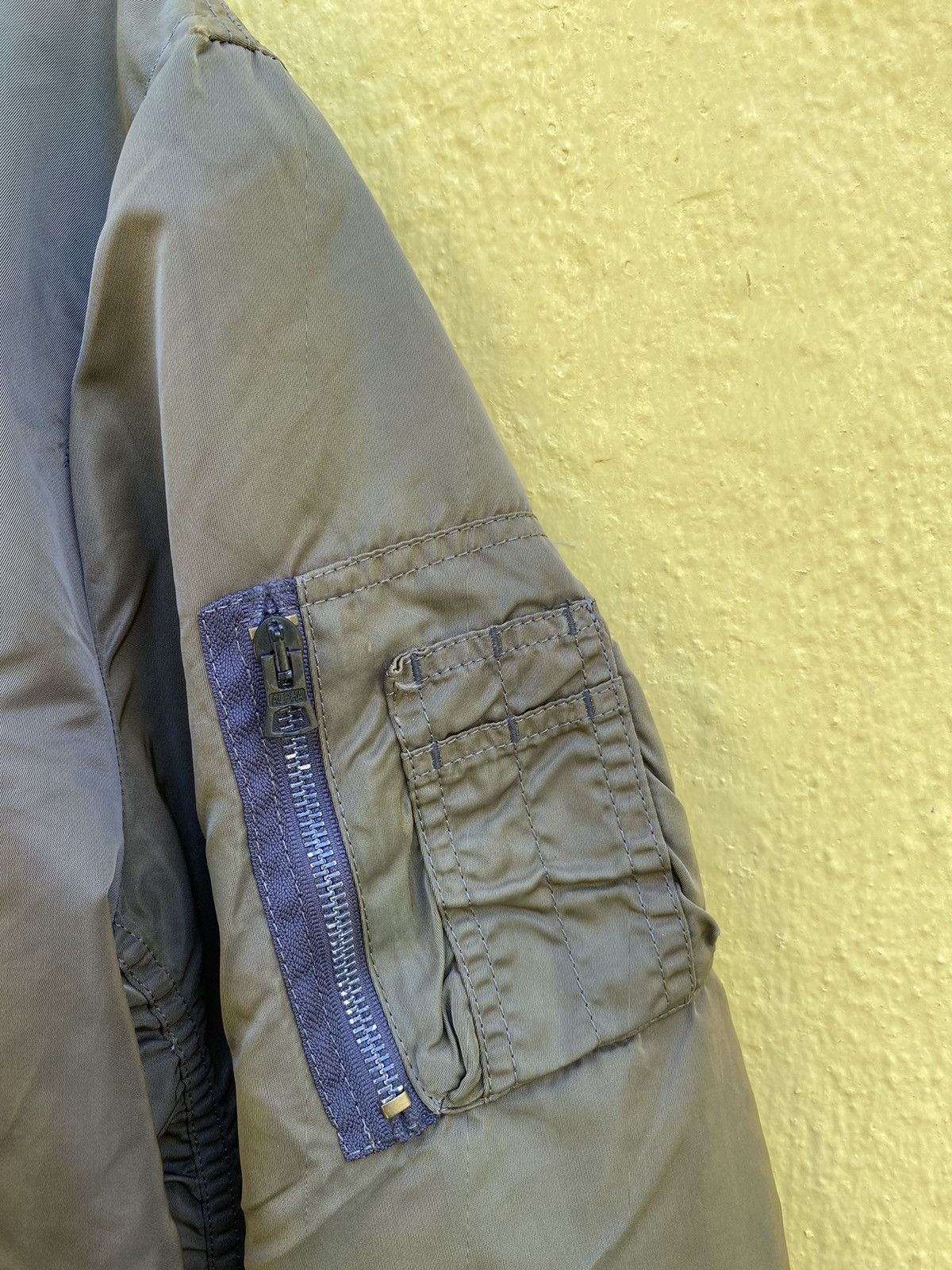 Alpha Industries Vintage Ma-1 Alpha industries sunfaded bomber jacket Size US M / EU 48-50 / 2 - 15 Thumbnail
