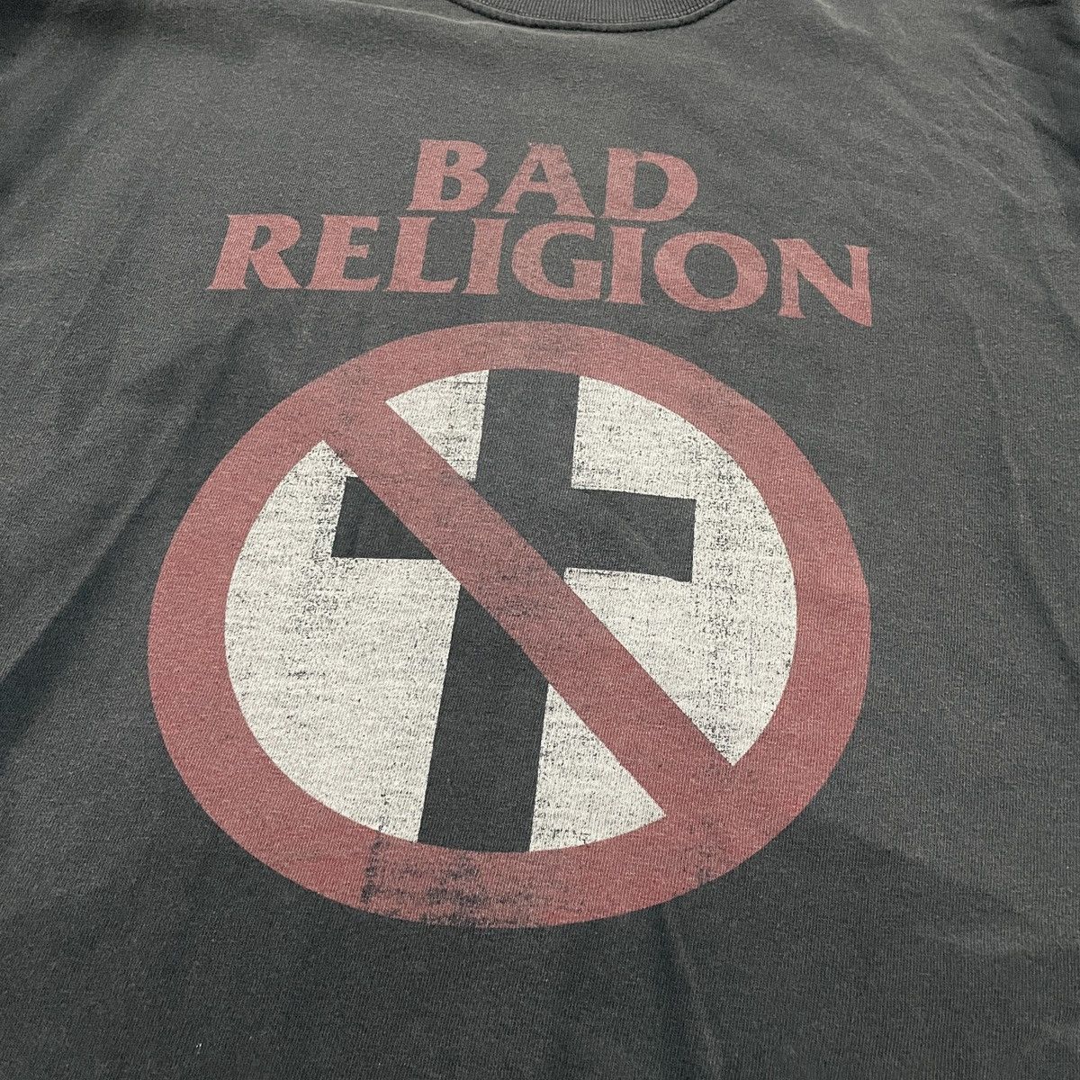 Band Tees Vintage Sun Faded Bad Religion Band Tees Size US L / EU 52-54 / 3 - 6 Thumbnail