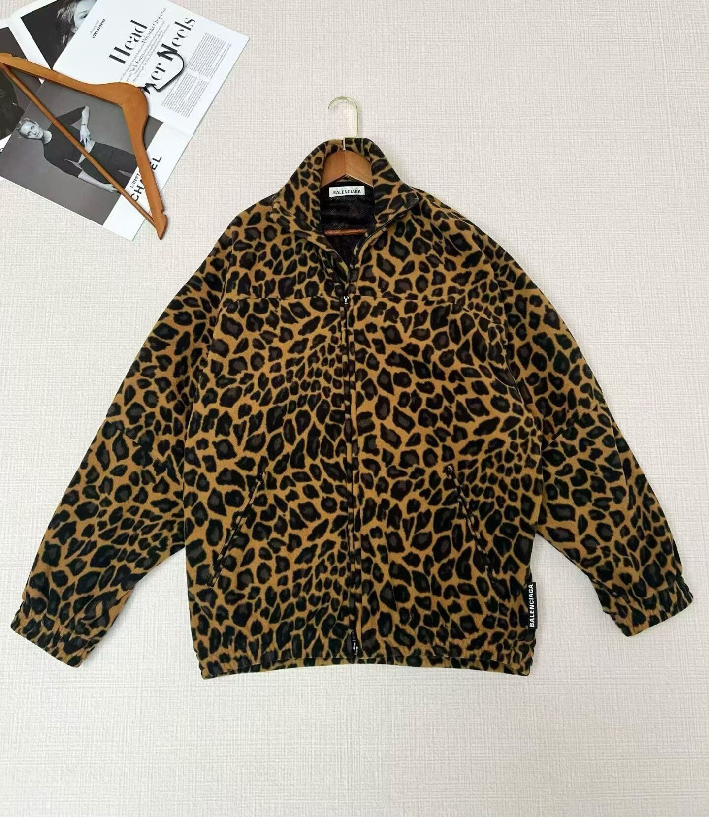 Balenciaga Balenciaga Leopard Print Fleece Jacket Size 36 Size XS / US 0-2 / IT 36-38 - 1 Thumbnail