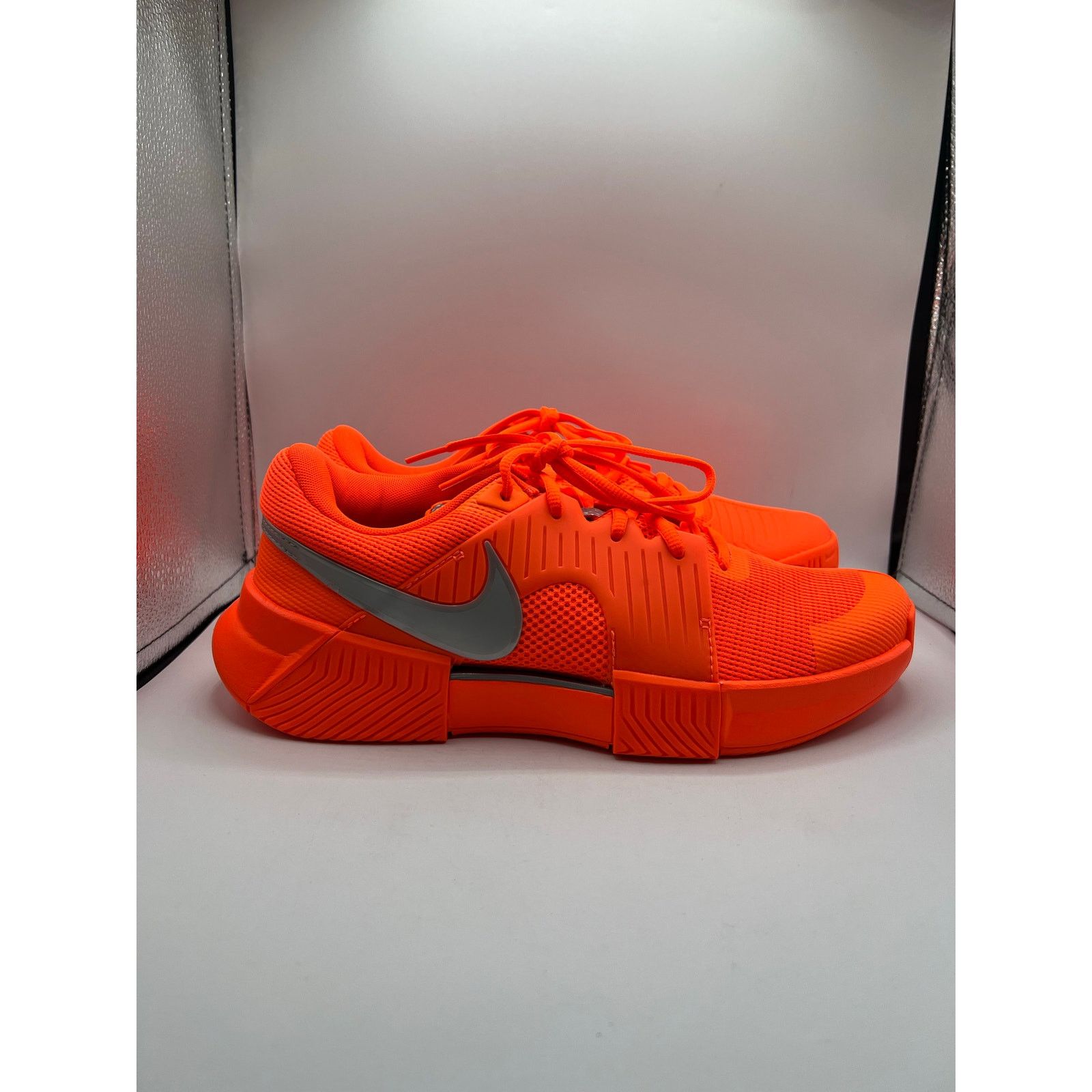 Nike Nike GP Challenge 1 Premium Hard Court Tennis Shoes size 10 Size US 10 / EU 43 - 3 Thumbnail