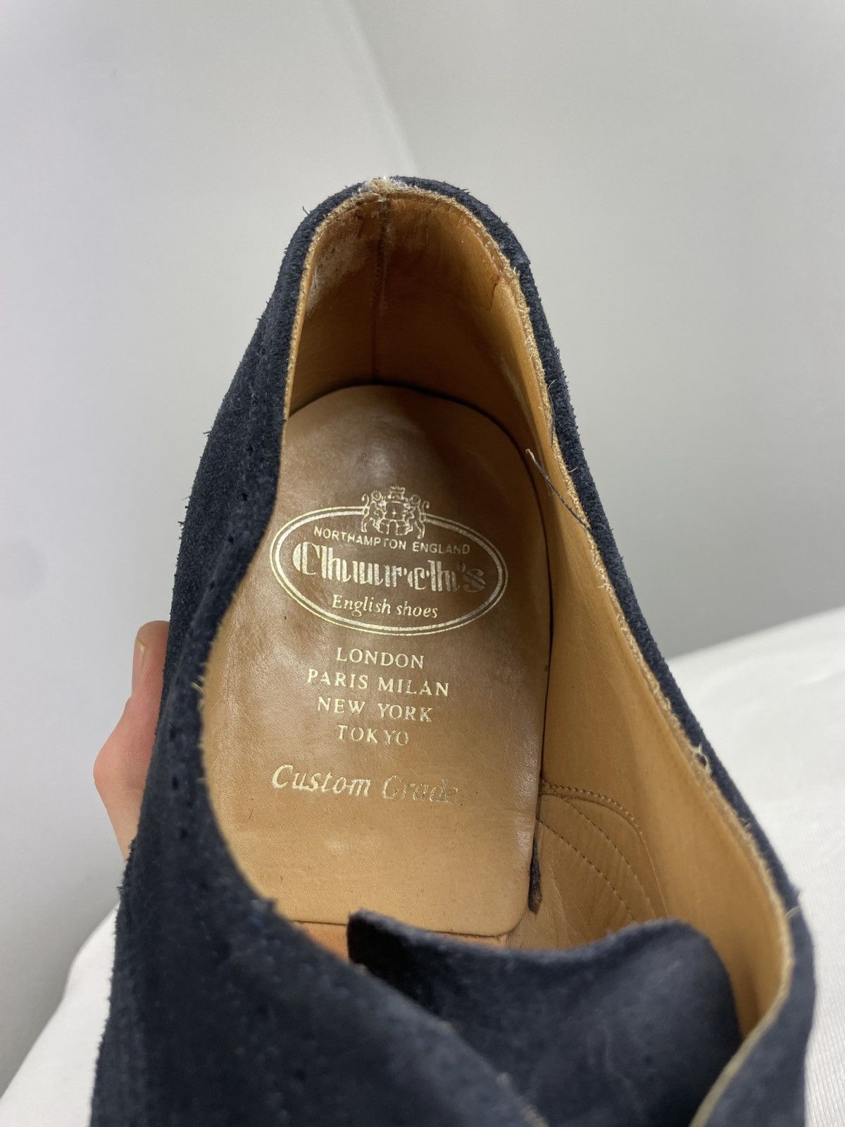 Church's Church’s Berlin Navy Suede Wingtip Brogues UK 8.5 F Size US 9.5 / EU 42-43 - 14 Thumbnail