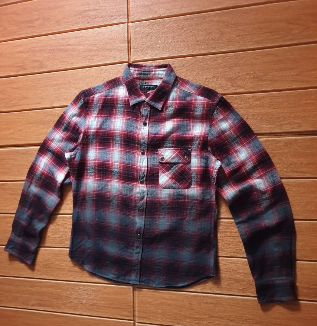 Boycott 💥Boycott Japanese brand 2 tone colour Shirt Size US M / EU 48-50 / 2 - 5 Thumbnail