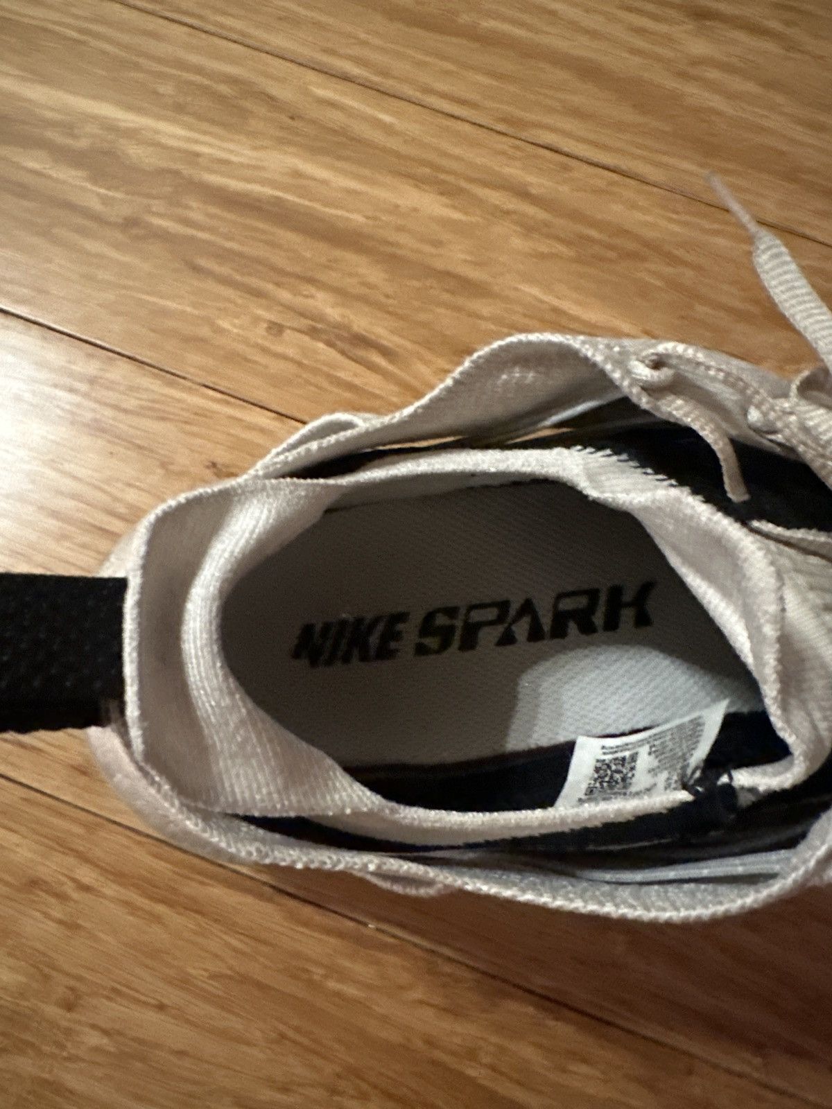 Nike White Nike Sparks (11) Size US 11 / EU 44 - 6 Thumbnail