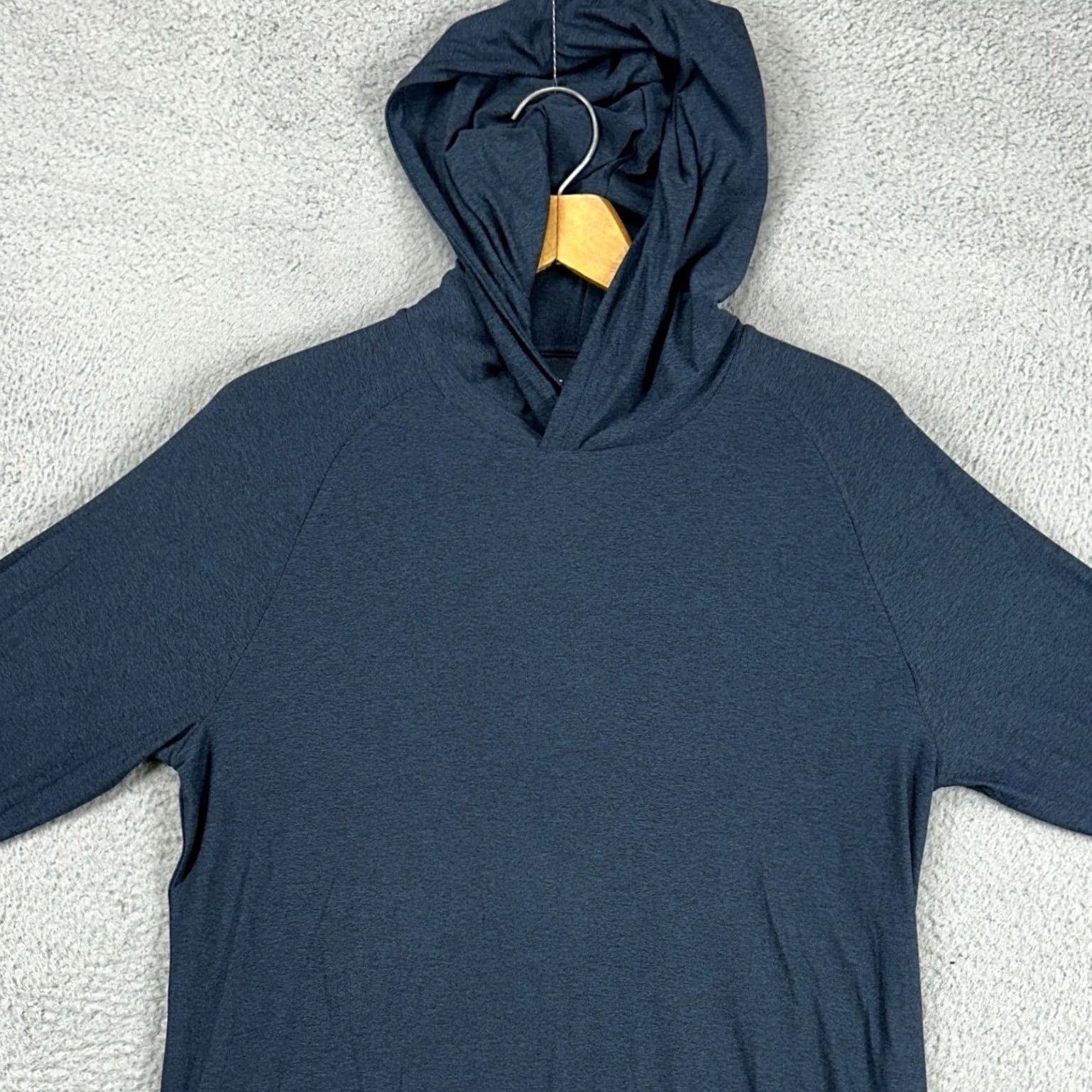 Vintage True Classic Hoodie Shirt Mens Medium Blue Athletic Stretch Long Sleeve Pullover Casual Gift Size US M / EU 48-50 / 2 - 2 Thumbnail