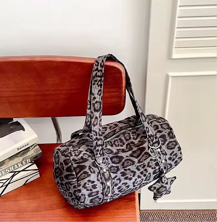 Other Y2K Korean Leopard Single-Shoulder Streetwear Bag Size ONE SIZE - 1 Thumbnail