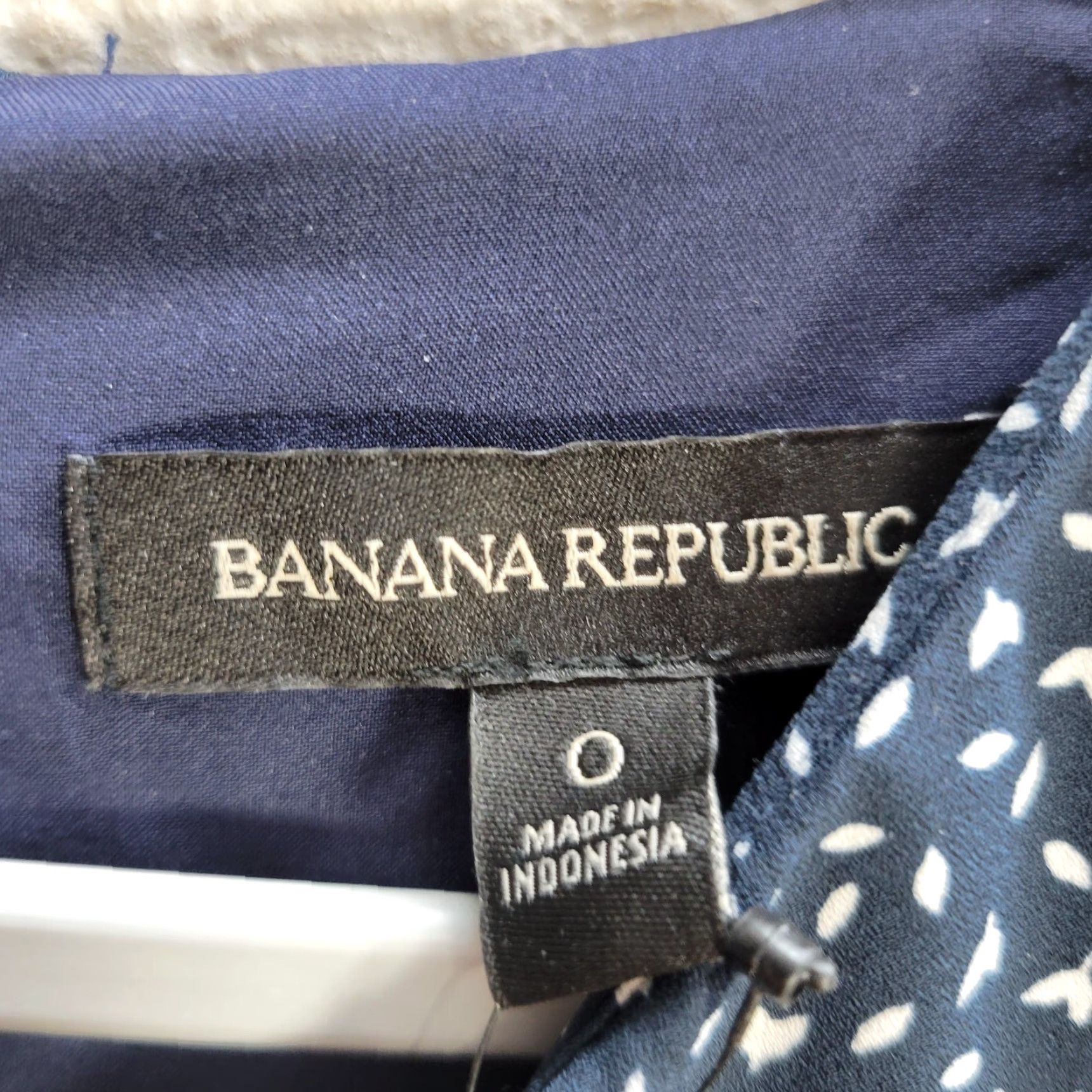 Banana Republic Banana Republic Women’s Romper Blue Ankle Ruffle Sleeveless Tie NWT Size 0 Size 25" / US 0 / IT 36 - 3 Thumbnail