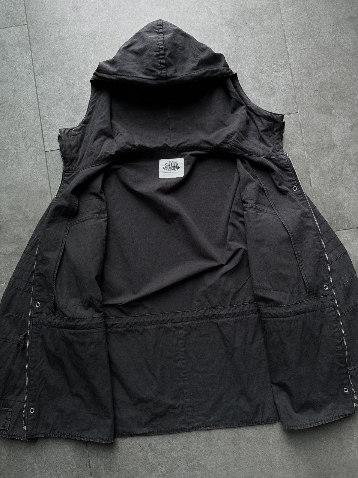 Undercover UNDERCOVER “UNDERMAN” TACTICAL HOODED CARGO JACKET Size US M / EU 48-50 / 2 - 17 Thumbnail