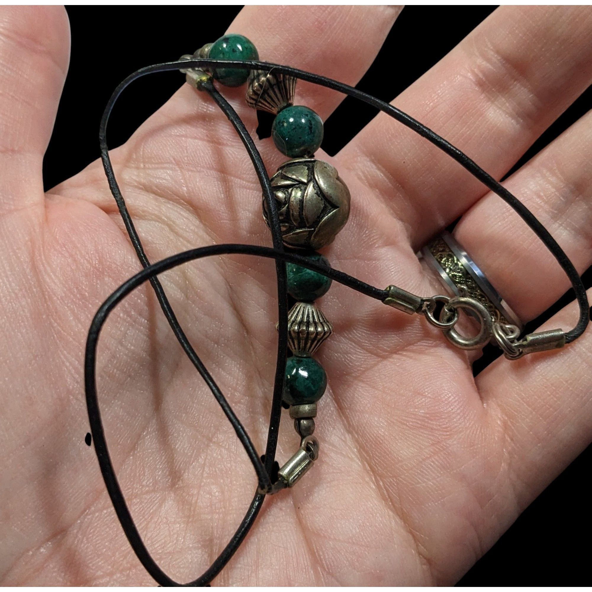 Other Floral Green Jasper And Silver Tone Beaded Necklace Size ONE SIZE - 3 Thumbnail
