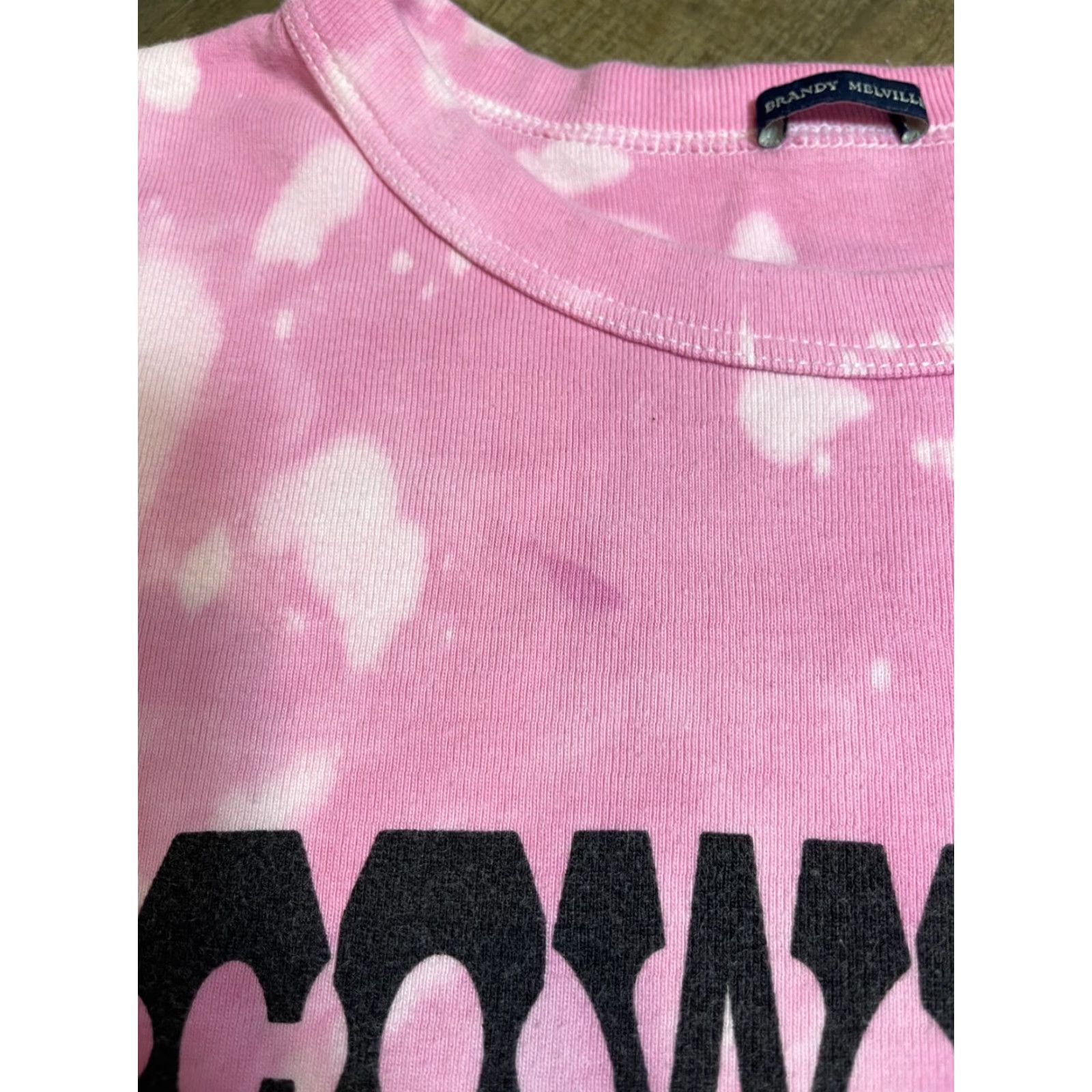 Brandy Melville Brandy Melville Crop Top Shirt Cowgirl Pink Short Sleeve Regular Women 26" Chest Logo Cropped T-Shirt Size 4XL / US 24-26 - 4 Thumbnail