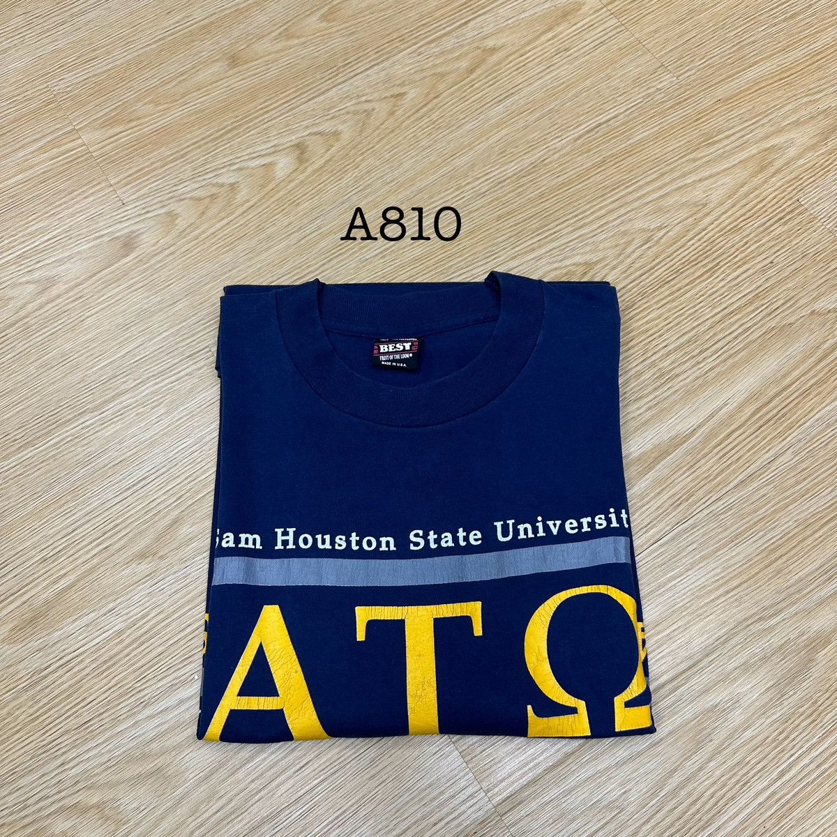 Vintage Vintage Sam Houston State University 90s Tshirt A810 Size US XL / EU 56 / 4 - 12 Thumbnail