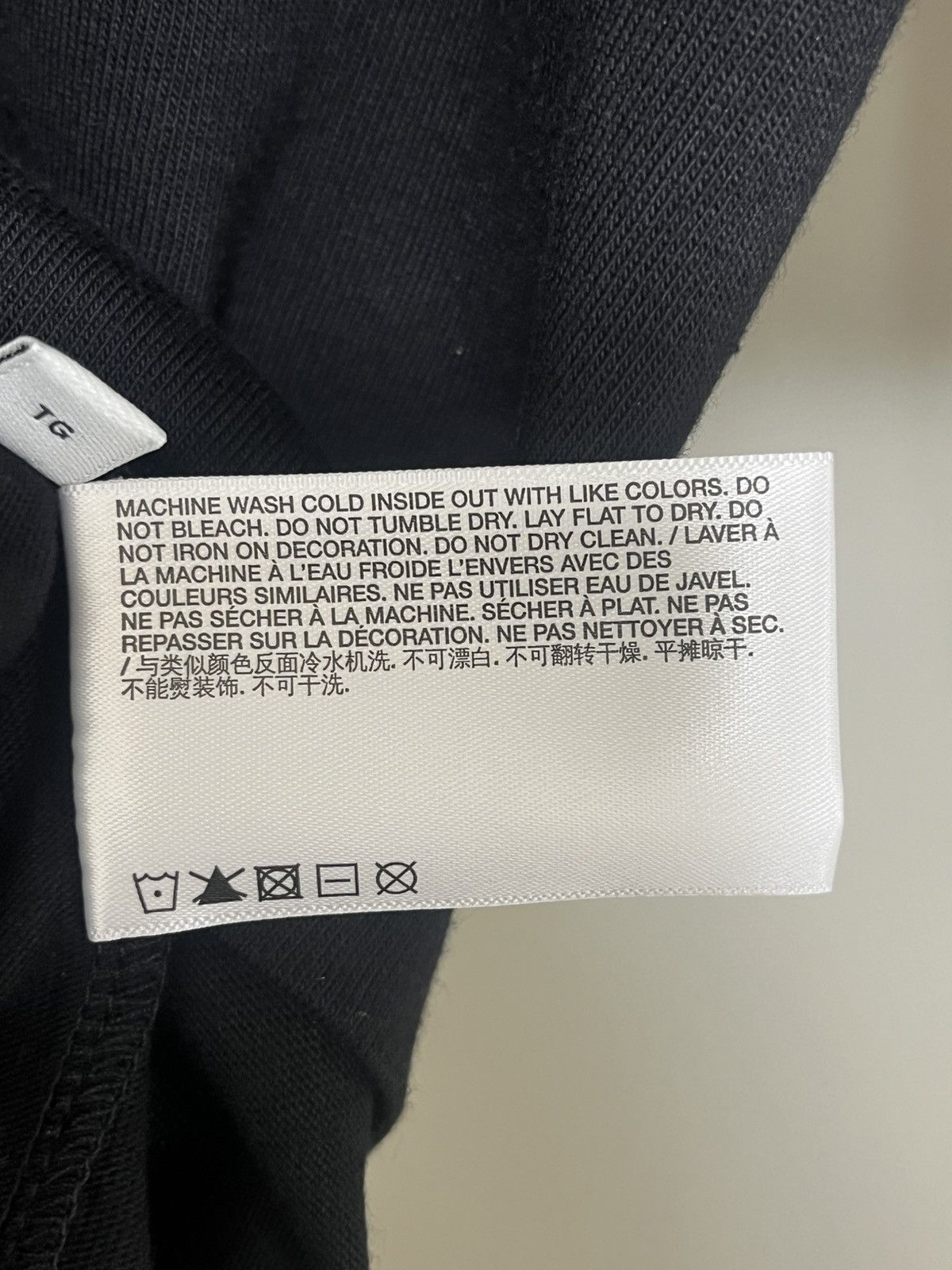Helmut Lang Helmut Lang Embossed T-Shirt Sz XL Size US XL / EU 56 / 4 - 7 Thumbnail