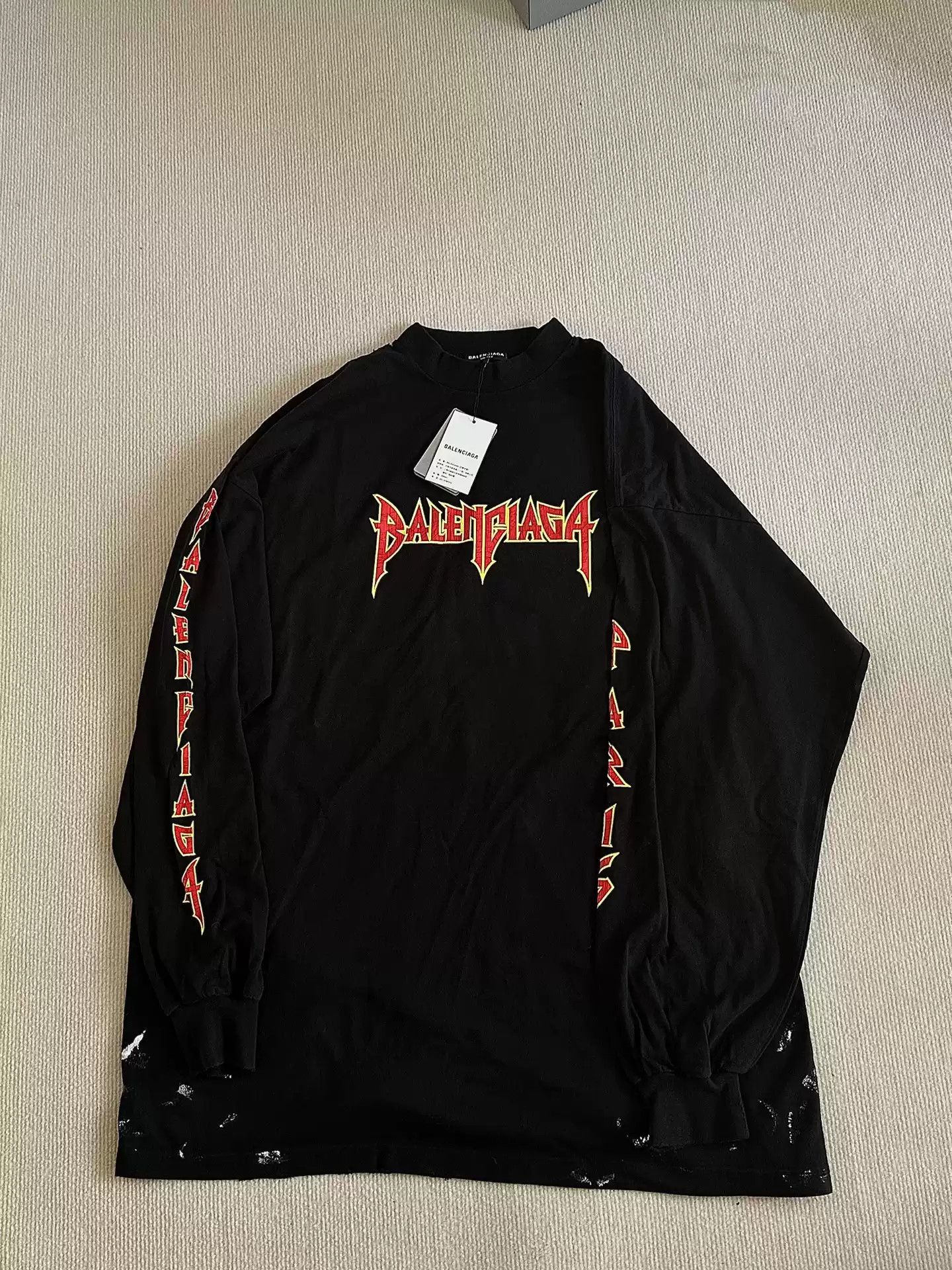 Balenciaga BALENCIAGA Flame Gothic Letter Ice Crack Print Long Sleeve Size US L / EU 52-54 / 3 - 1 Thumbnail