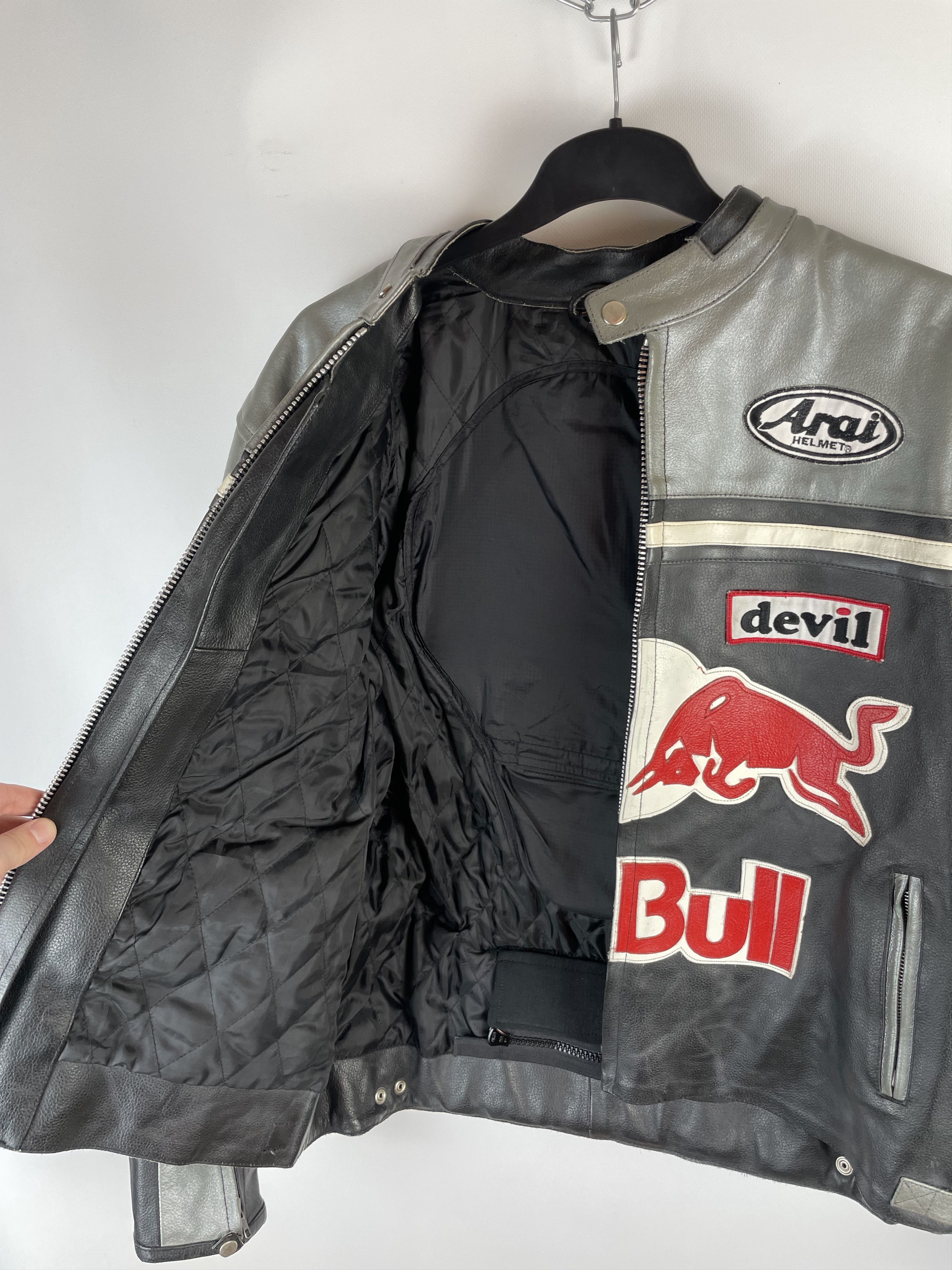 NASCAR Vintage Red Bull Leather Jacket Streetwear Size US XXL / EU 58 / 5 - 11 Thumbnail