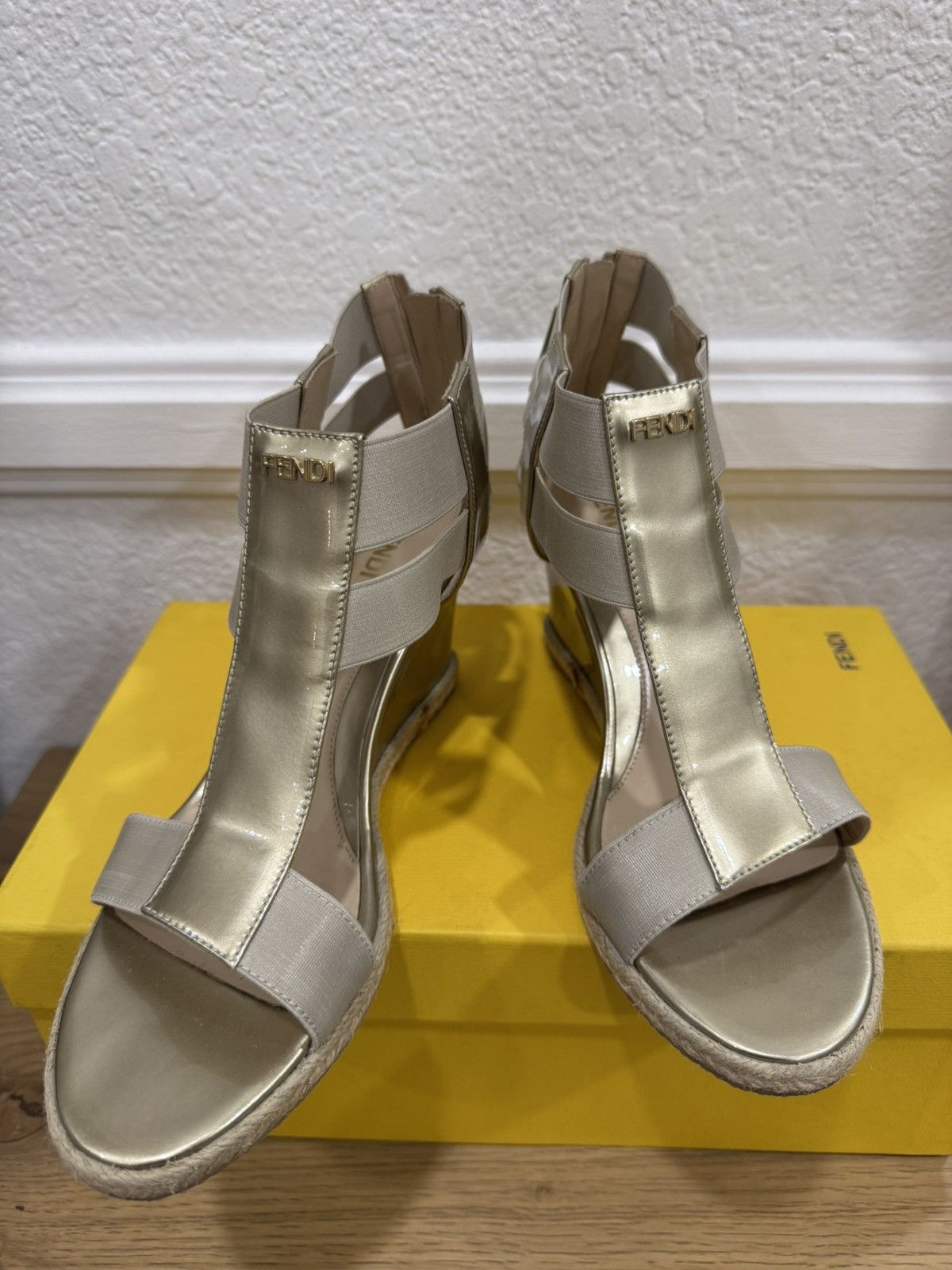 Fendi Fendi Zeppa Vernice + Elastico Wedge Sandals Size US 6 / IT 36 - 2 Thumbnail