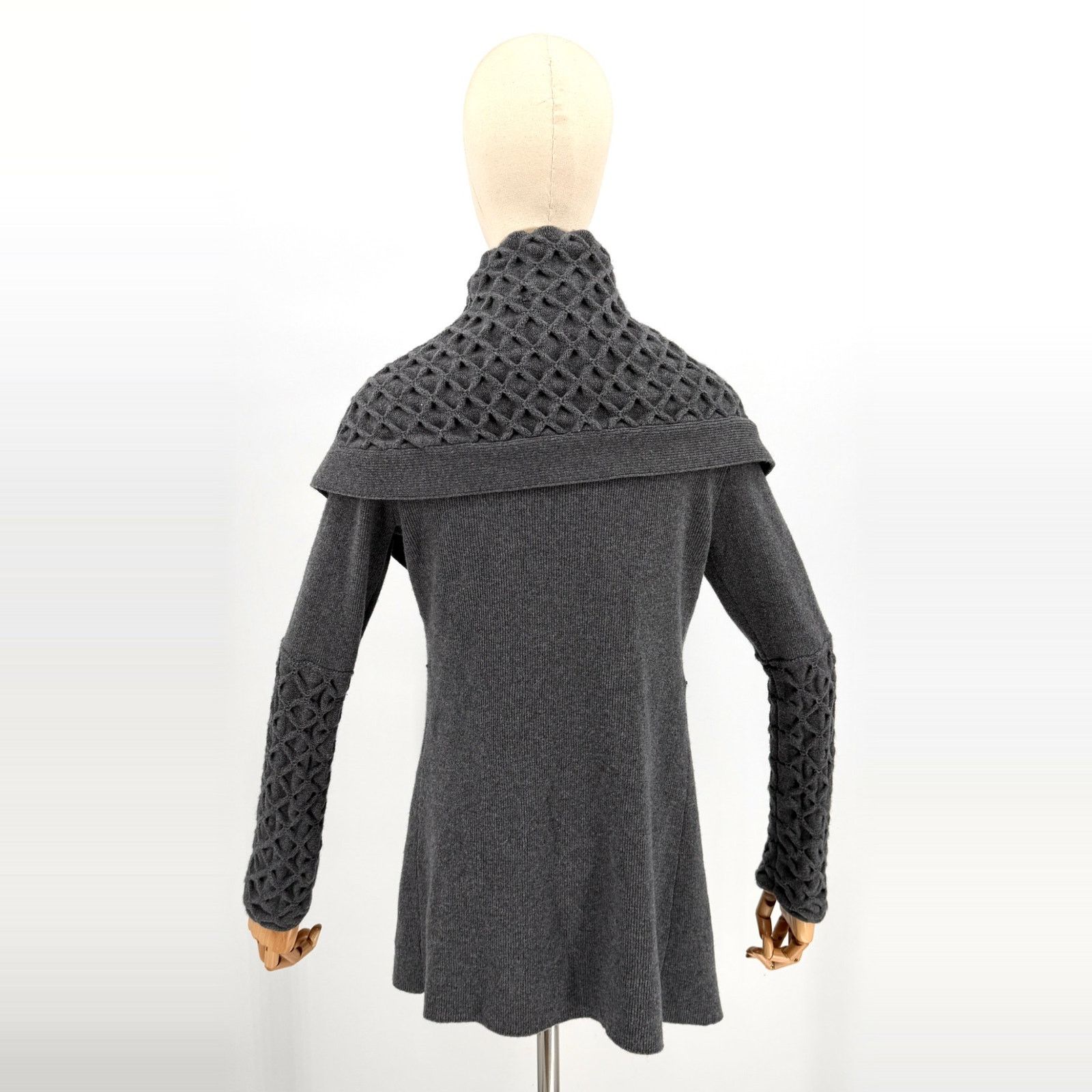 AQUA Gray Cashmere Wool Lattice Detail Shawl Collar Open Cardigan Size S / US 4 / IT 40 - 4 Thumbnail