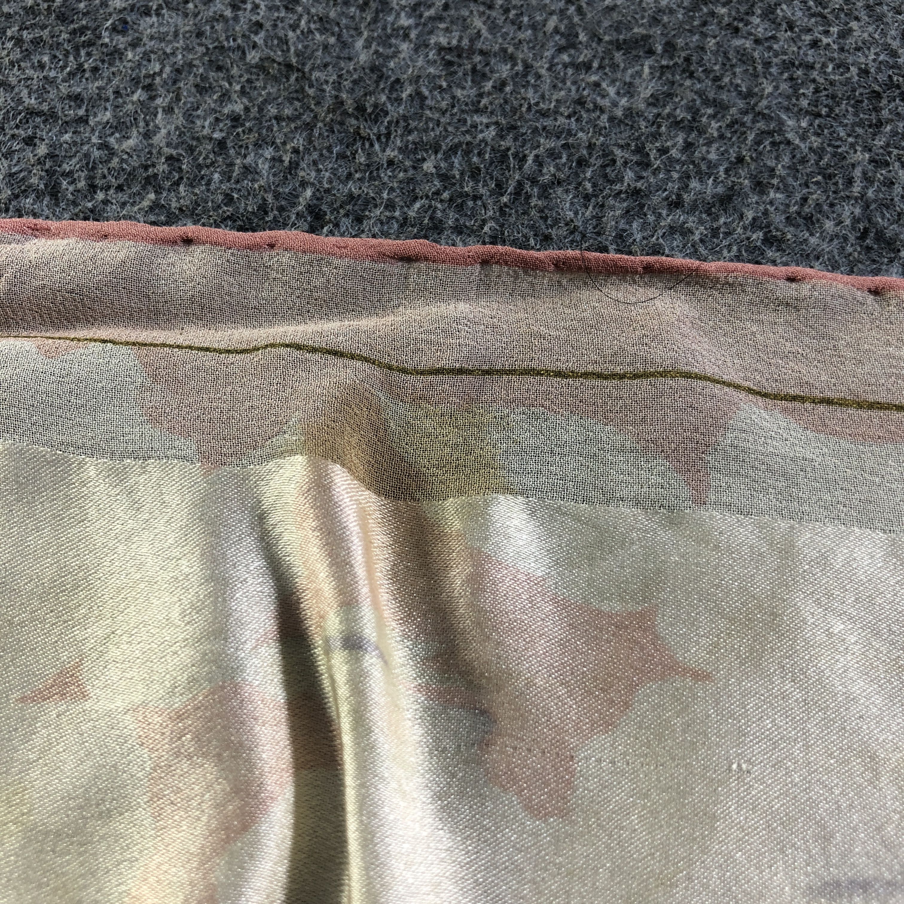 Japanese Brand Jun Ashida Floral Hand Rolled Silk Scarf M1004 Size ONE SIZE - 16 Thumbnail