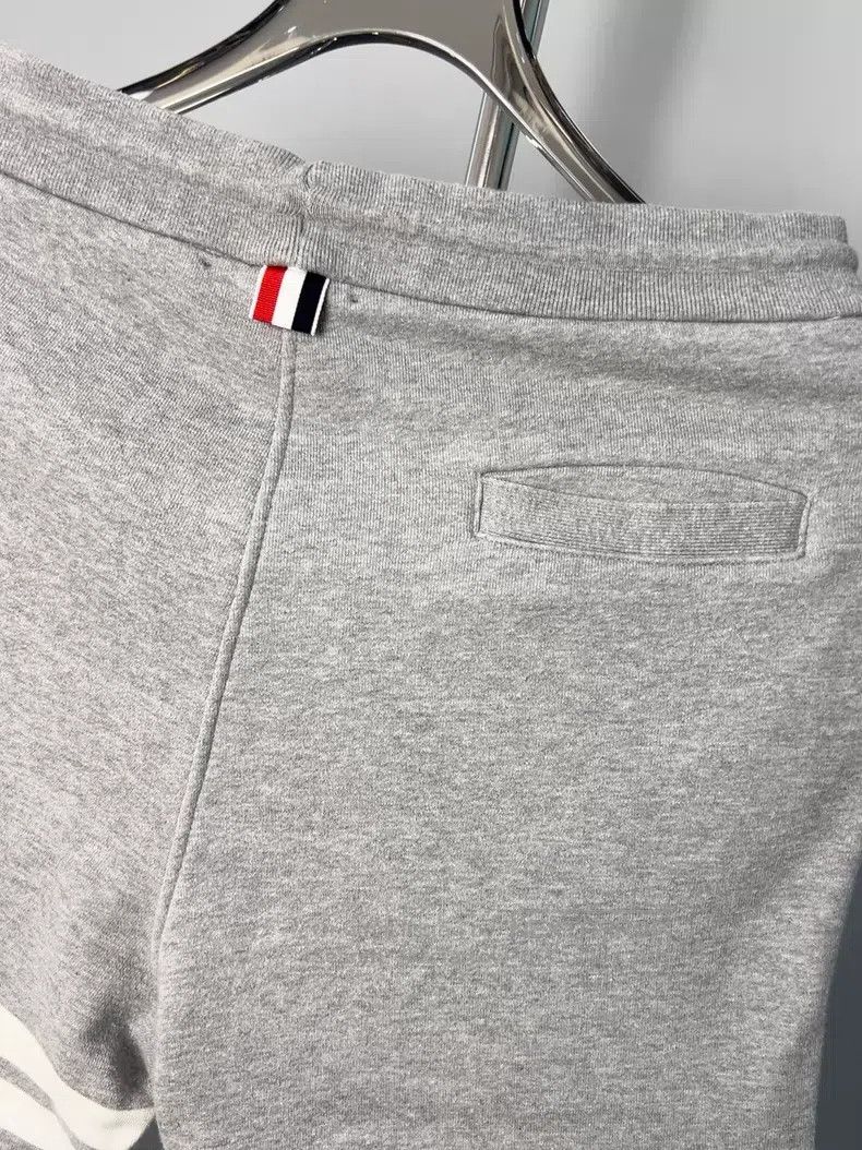 Thom Browne Thom Browne size 1 Grey Four-stripe Sweatpants Size US 31 - 5 Thumbnail