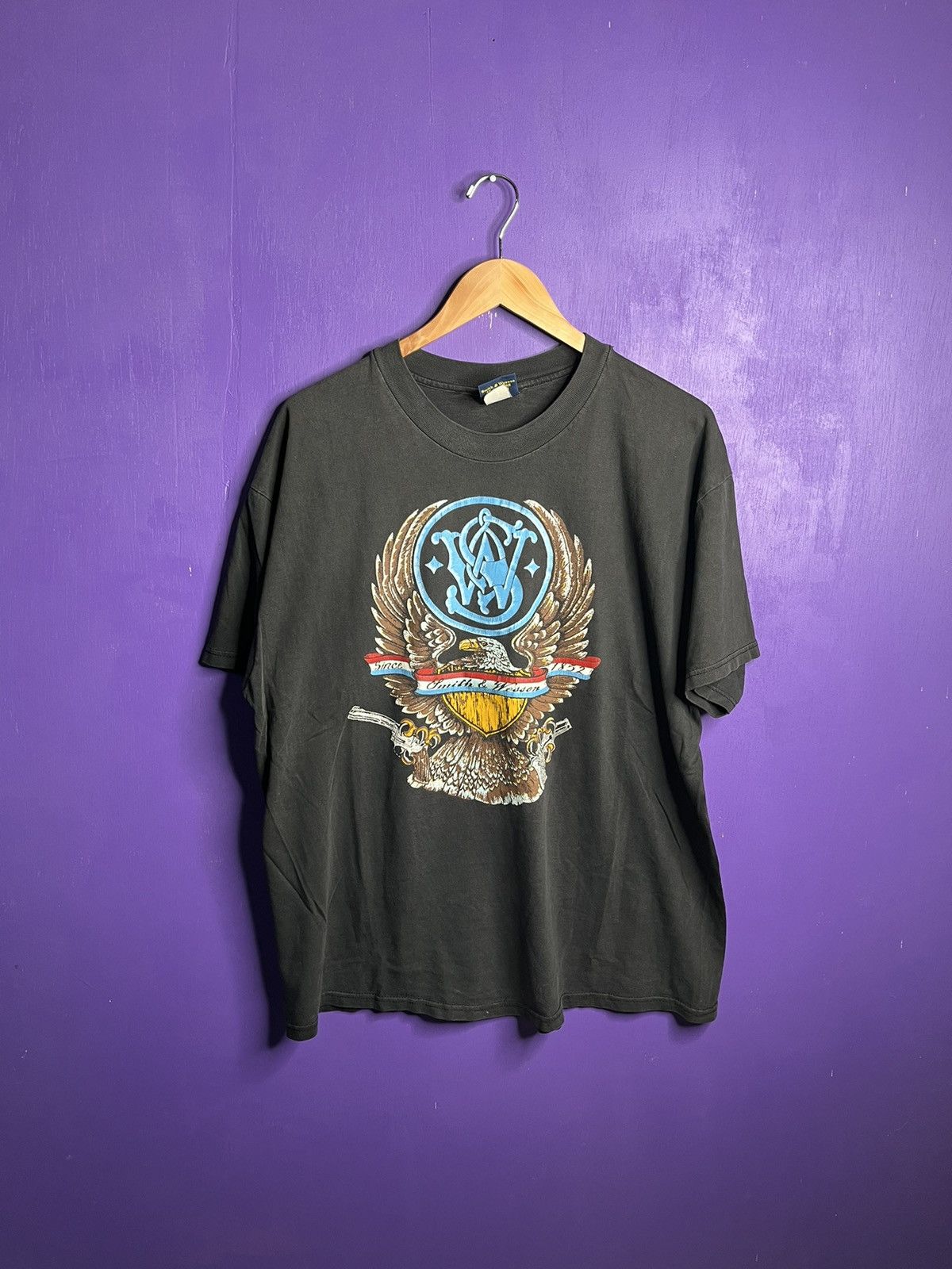 Vintage 90s Smith n Wesson eagle logo t-shirt