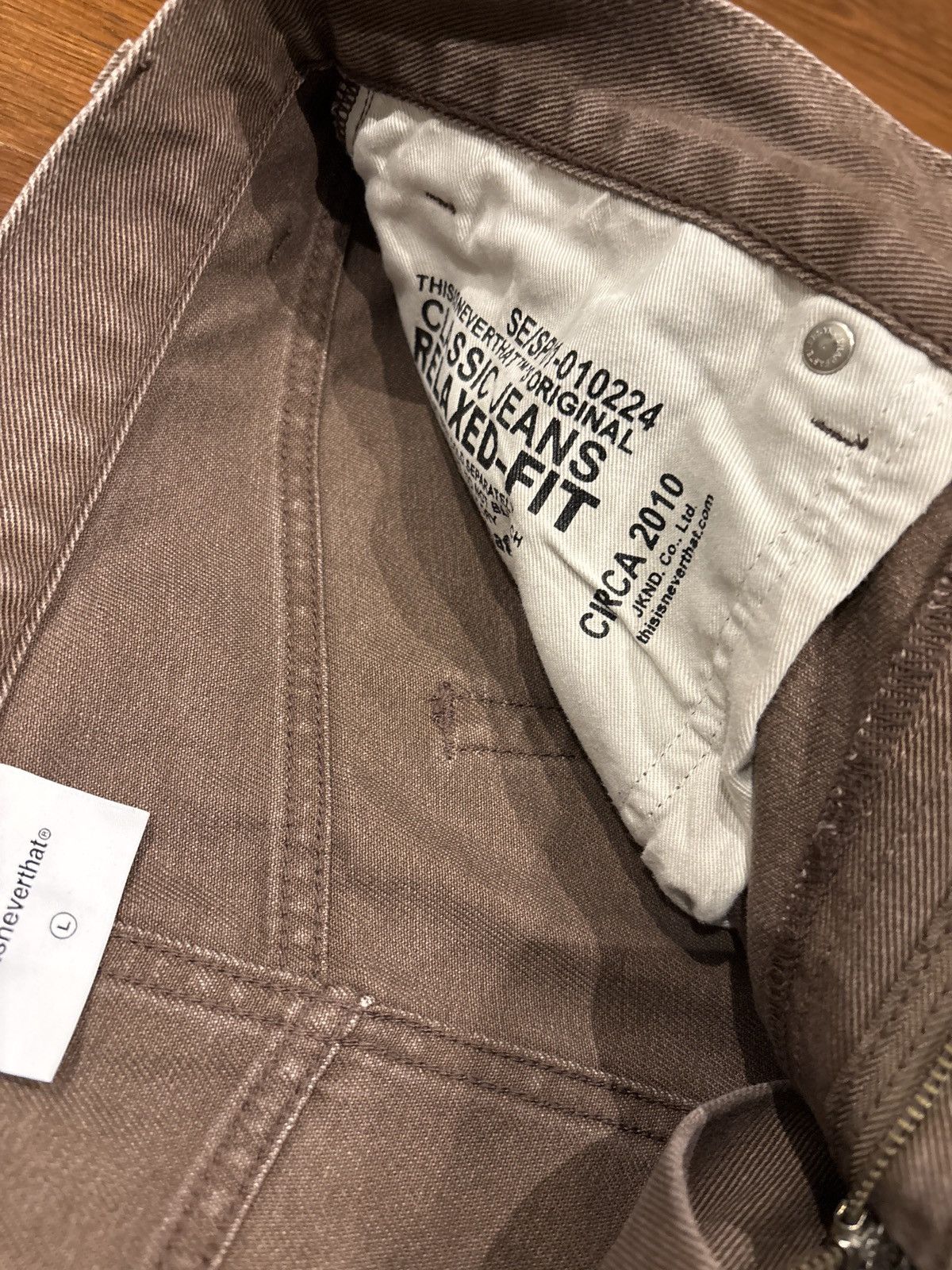 thisisneverthat Thisisneverthat Relaxed Jeans in Brown Size US 32 / EU 48 - 10 Thumbnail