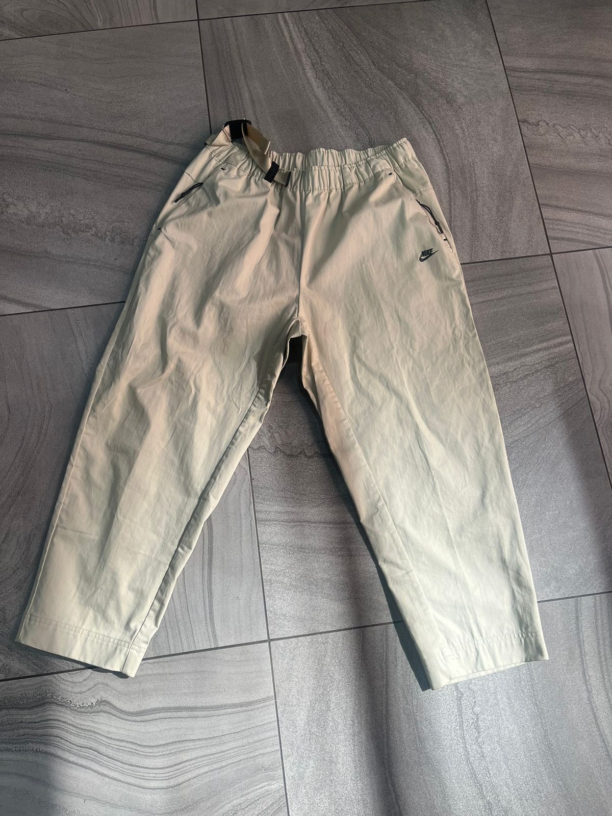 Nike Nike Tech pants Size US 36 / EU 52 - 2 Thumbnail