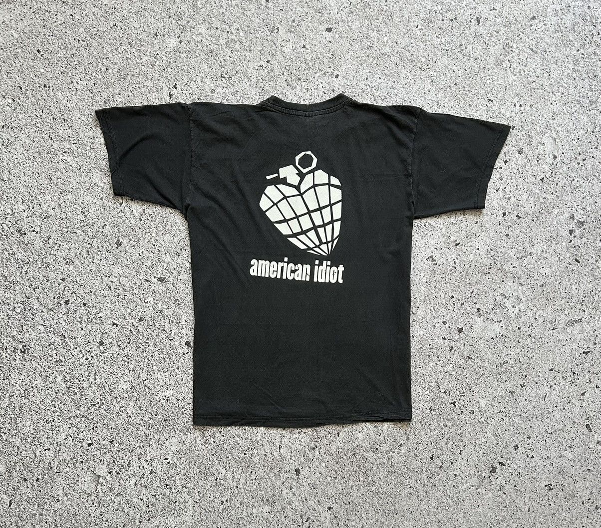 Band Tees × Vintage Vintage 2004 Green Day American Idiot Album promo t-shirt Size US XL / EU 56 / 4 - 6 Thumbnail