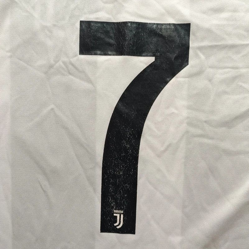 Adidas Juventus Ronaldo CR7 Jersey 2018-2019 Home Shirt Adidas L Size US L / EU 52-54 / 3 - 5 Thumbnail