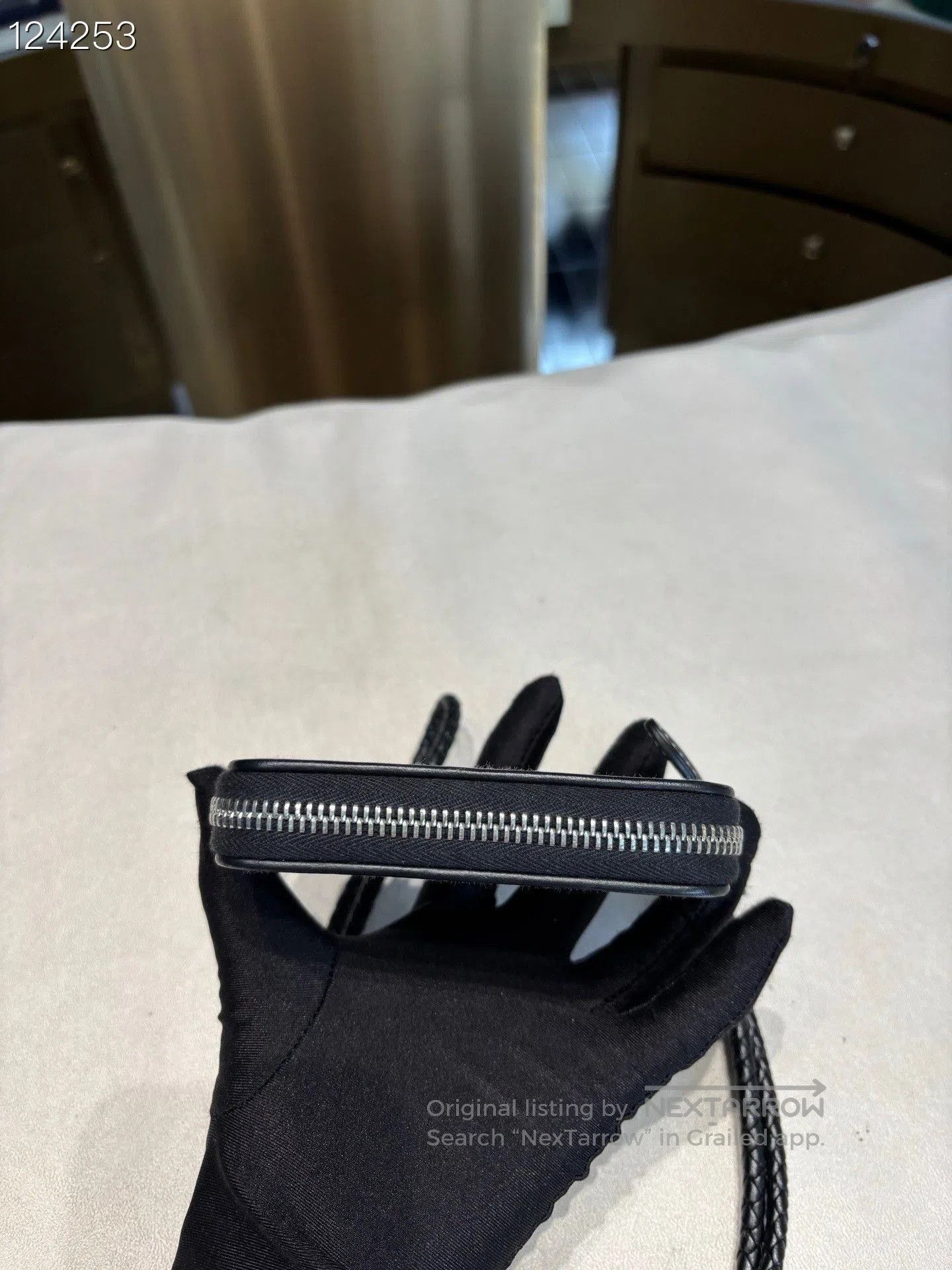 Burberry Burberry Strap Card Holder Coin Purse. Size ONE SIZE - 3 Thumbnail