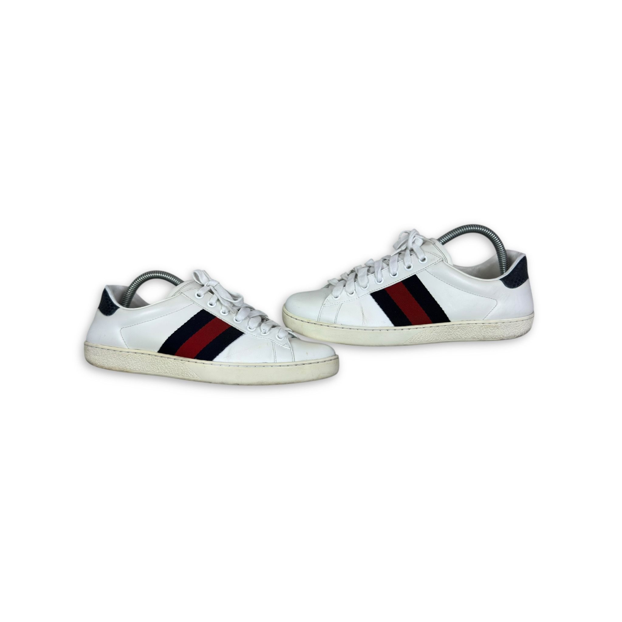 Gucci Gucci Ace Men's White Leather Round Toe Casual Lace Up Shoes Size US 6 / EU 39 - 1 Thumbnail
