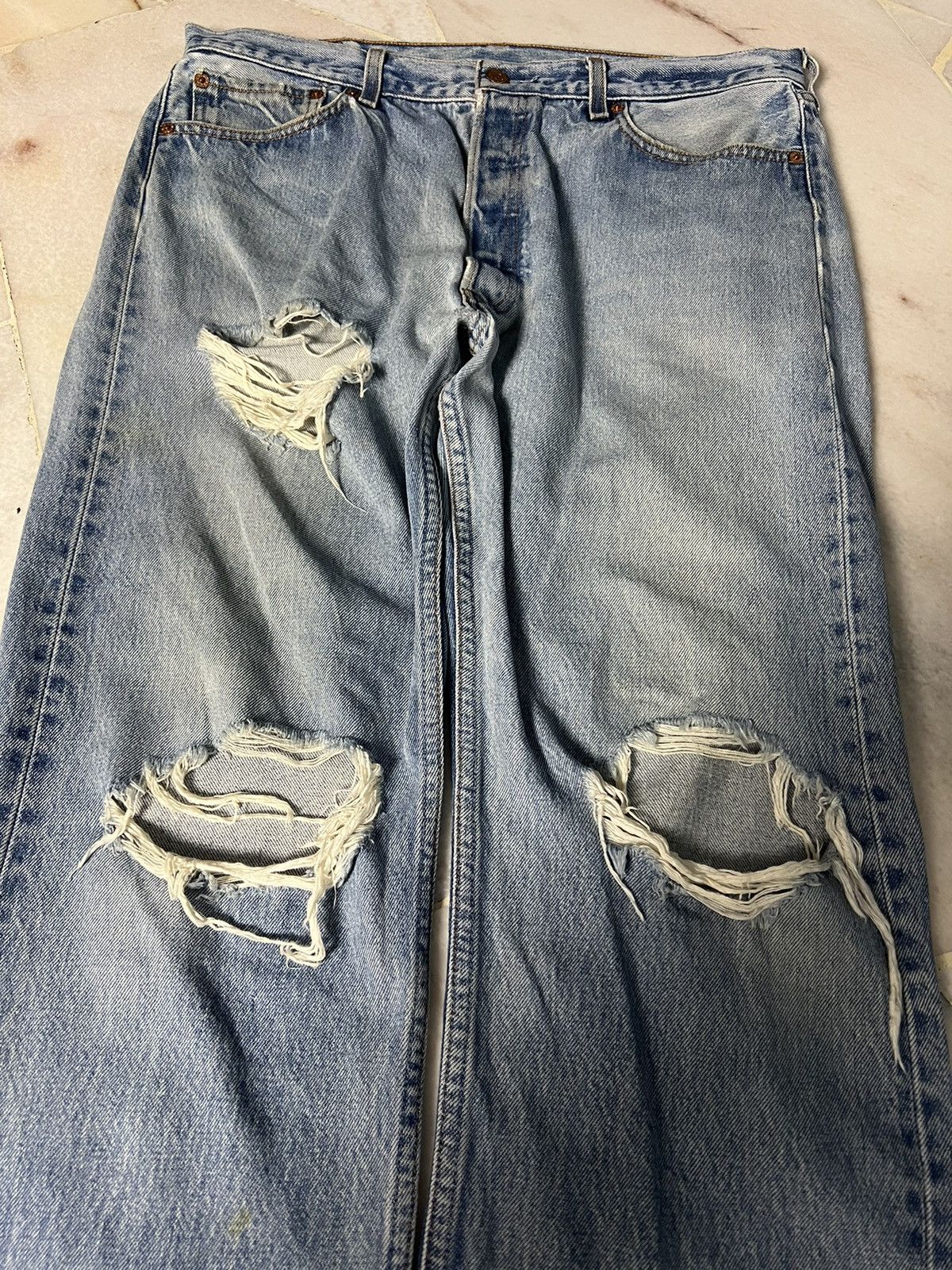 Levi's 💥LIMITED EDITION💥VINTAGE 90’S LEVIS 501XX DISTRESSED JEANS Size US 34 / EU 50 - 5 Thumbnail