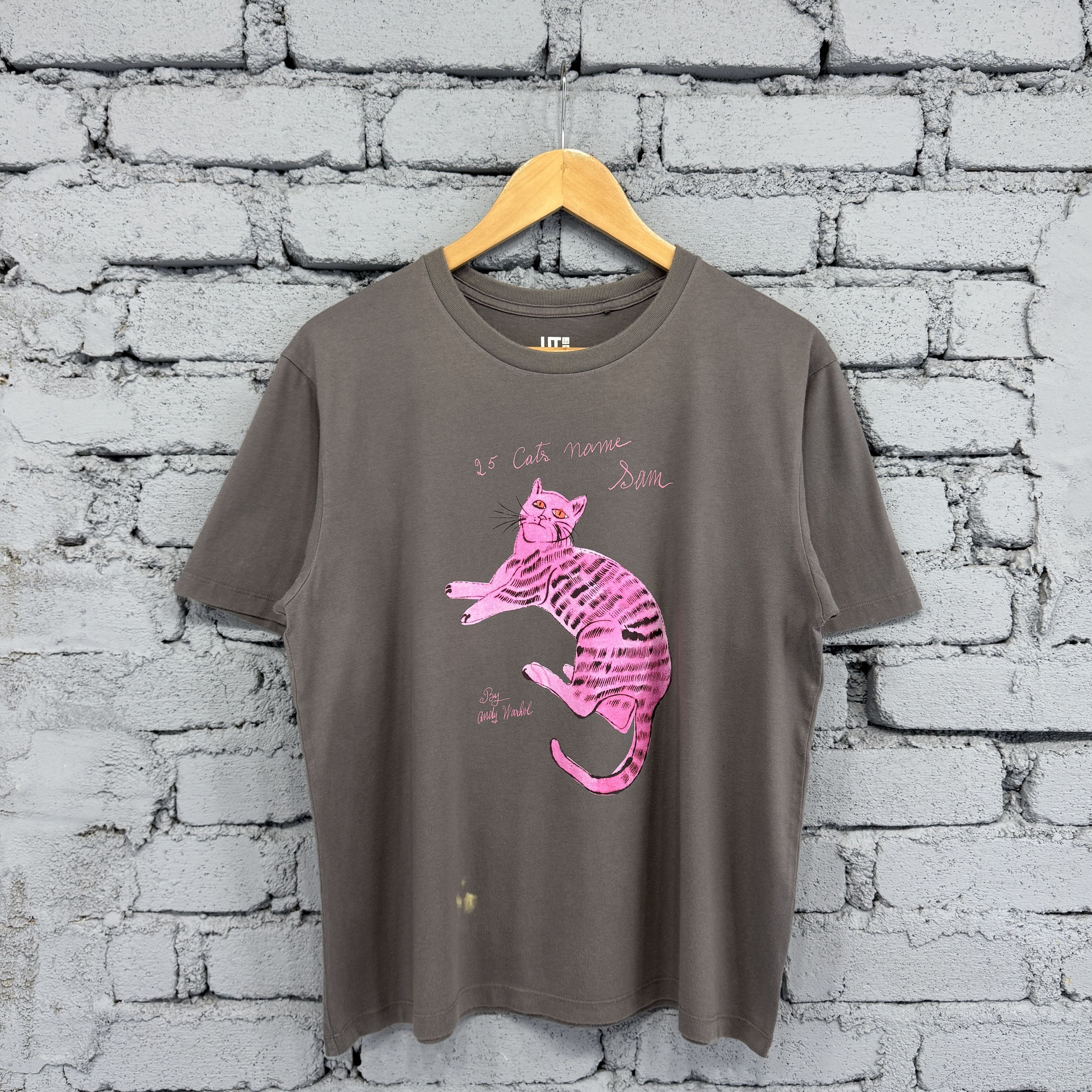Andy Warhol × Uniqlo Vintage Andy Warhol x Uniqlo 25 Cats Sunfaded Defect Tshirt Size US L / EU 52-54 / 3 - 1 Thumbnail