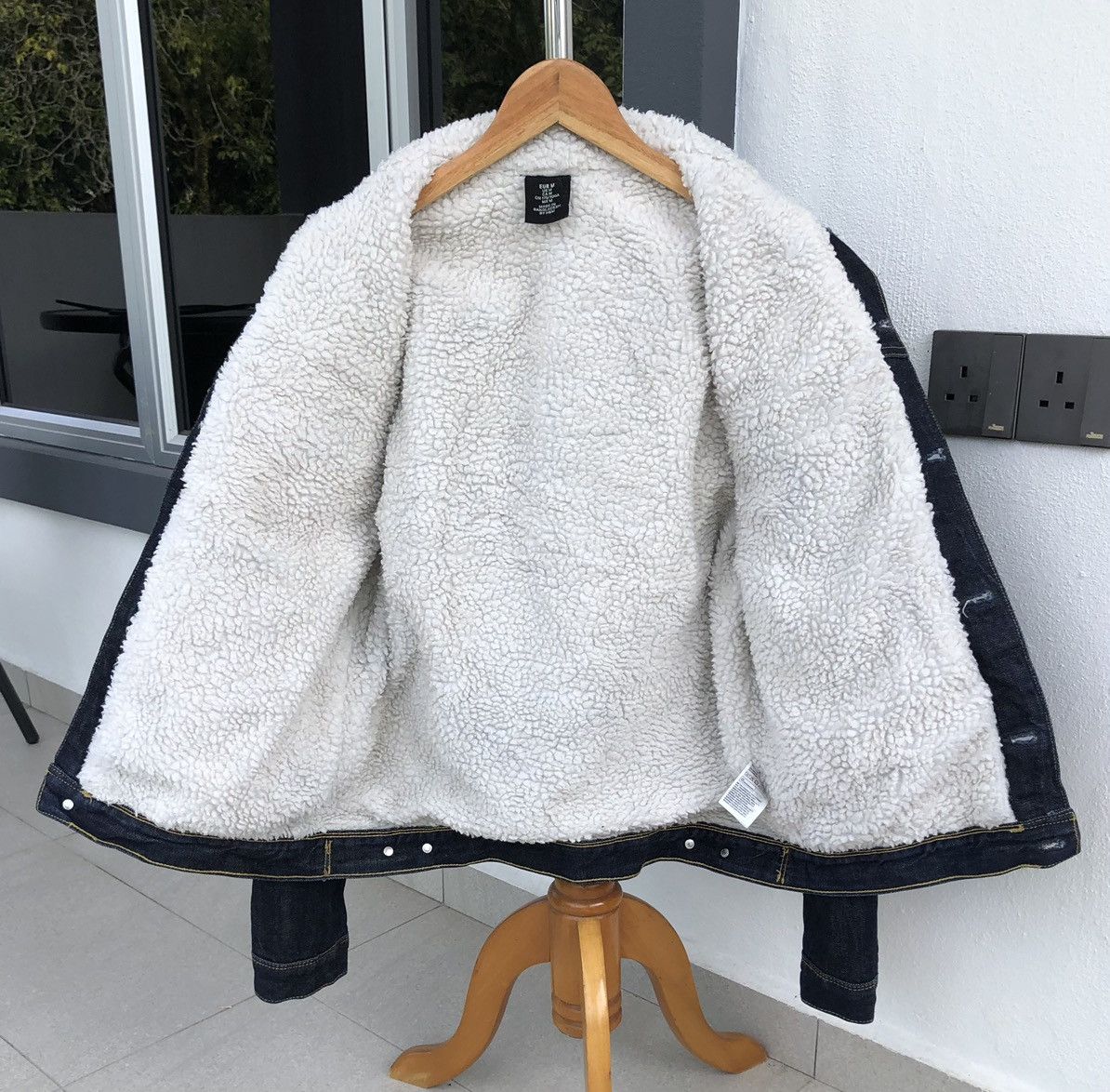 Japanese Brand H&M Sherpa Trucker Denim Jacket Size US M / EU 48-50 / 2 - 15 Thumbnail