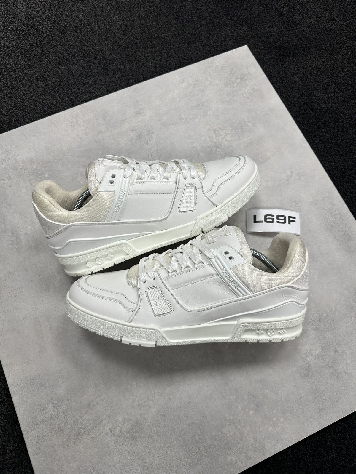 Louis Vuitton Louis Vuitton LV Leather Trainer White LV11 Size US 12 / EU 45 - 2 Thumbnail