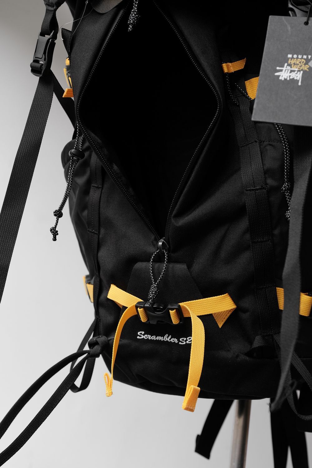 Mountain Hardwear Stussy x Mountain Hardwear Scrambler S backpack in CORDURA Size 28 - 5 Thumbnail