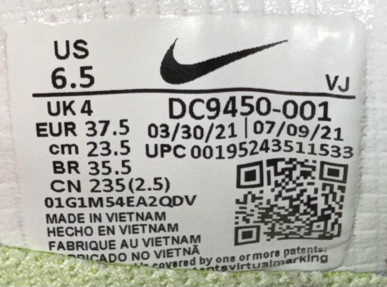 Nike Nike WMNS Air Max 90 Terrascape Light Bone DC9450-001 6.5 Size US 6.5 / IT 36.5 - 9 Thumbnail