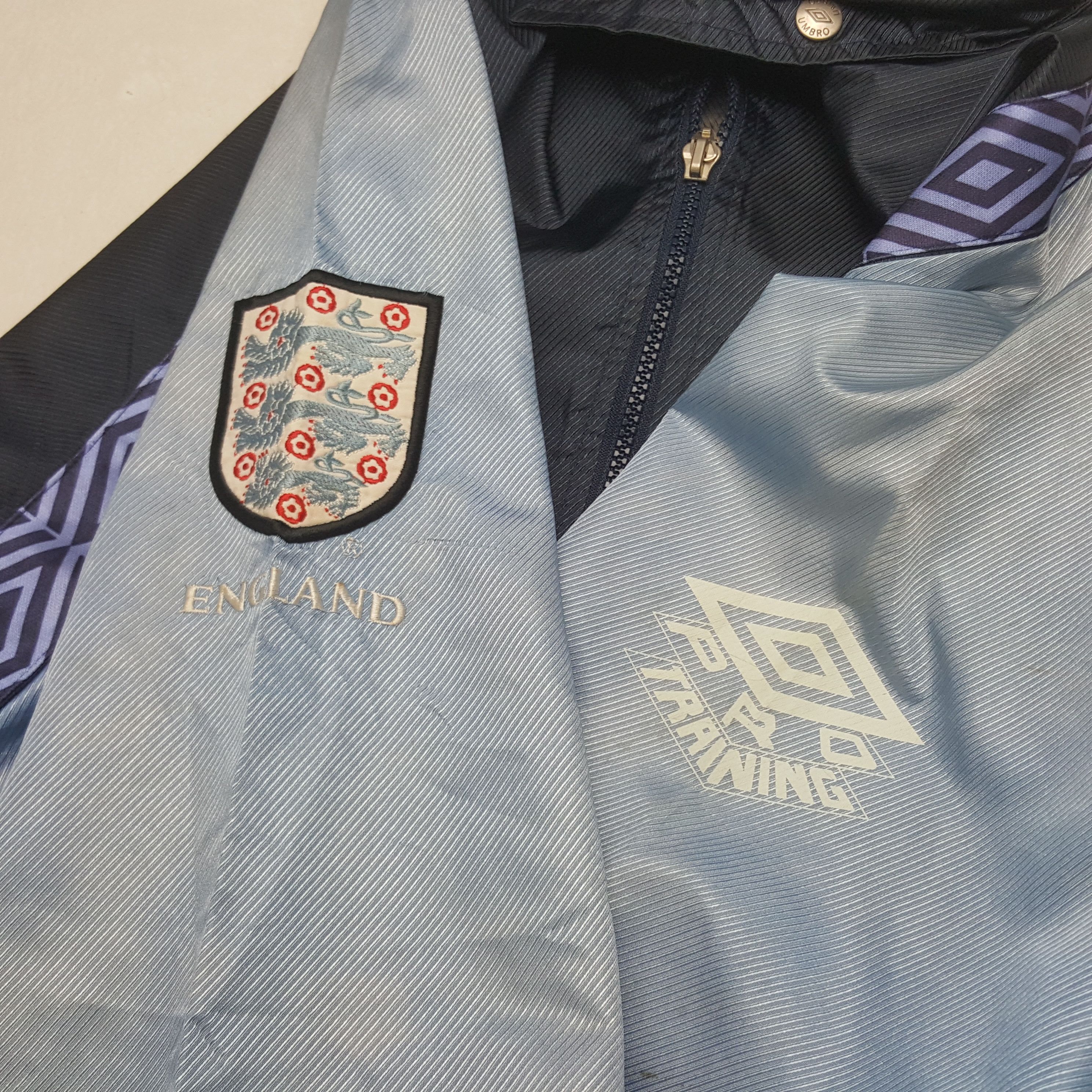 Umbro Vintage Umbro England FC Windbreaker Jacket RR6 Size US XXL / EU 58 / 5 - 9 Thumbnail