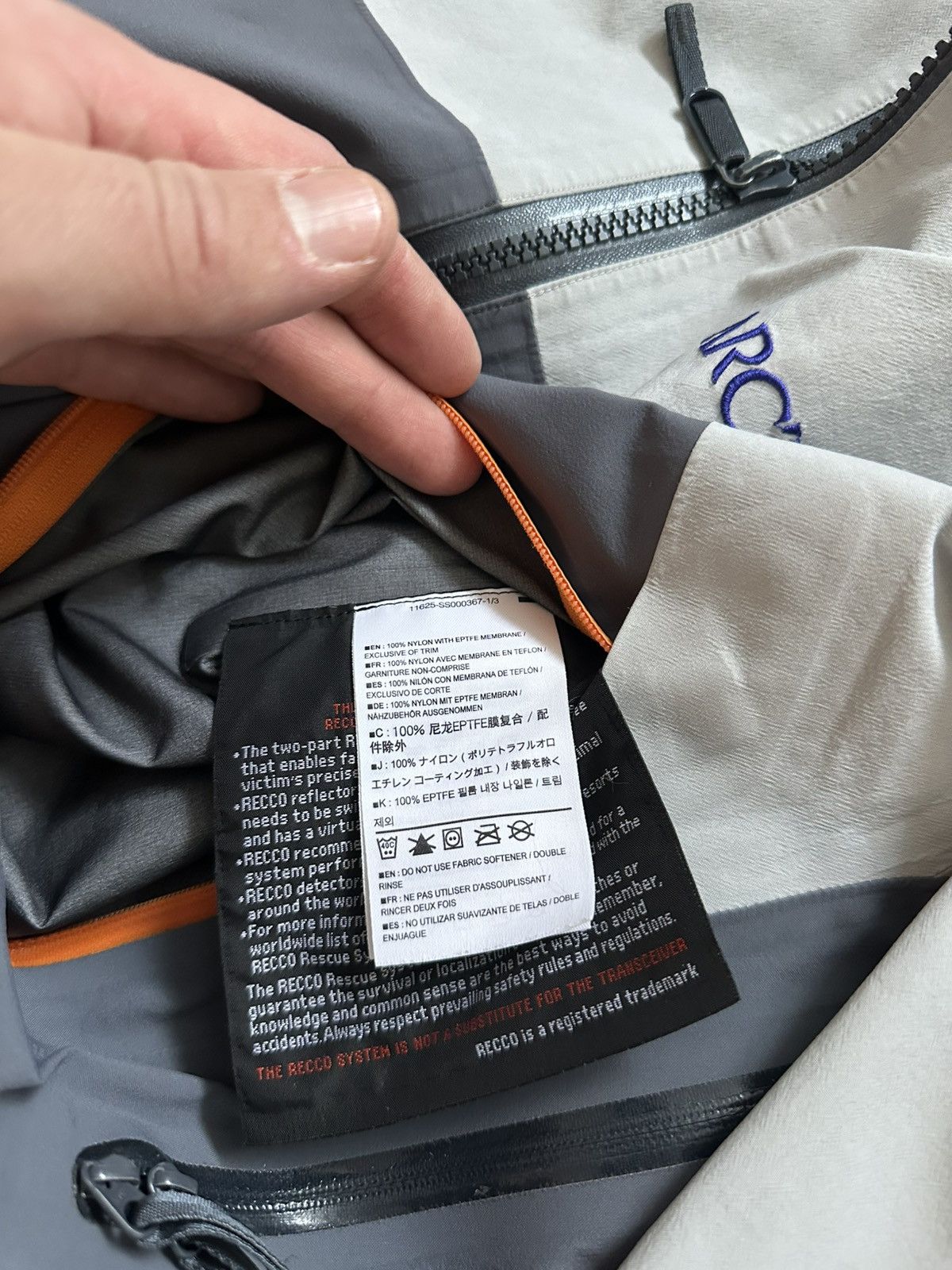 Arc'teryx Arcteryx Rush Size US M / EU 48-50 / 2 - 6 Thumbnail