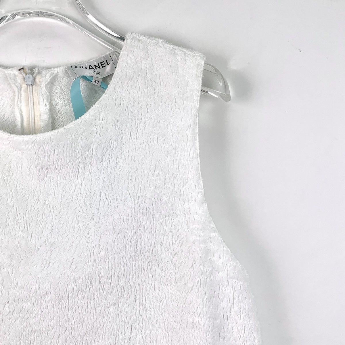 Chanel Chanel White Logo Embroidered Sleeveless Towel Vest K26WX Size S / US 4 / IT 40 - 3 Thumbnail