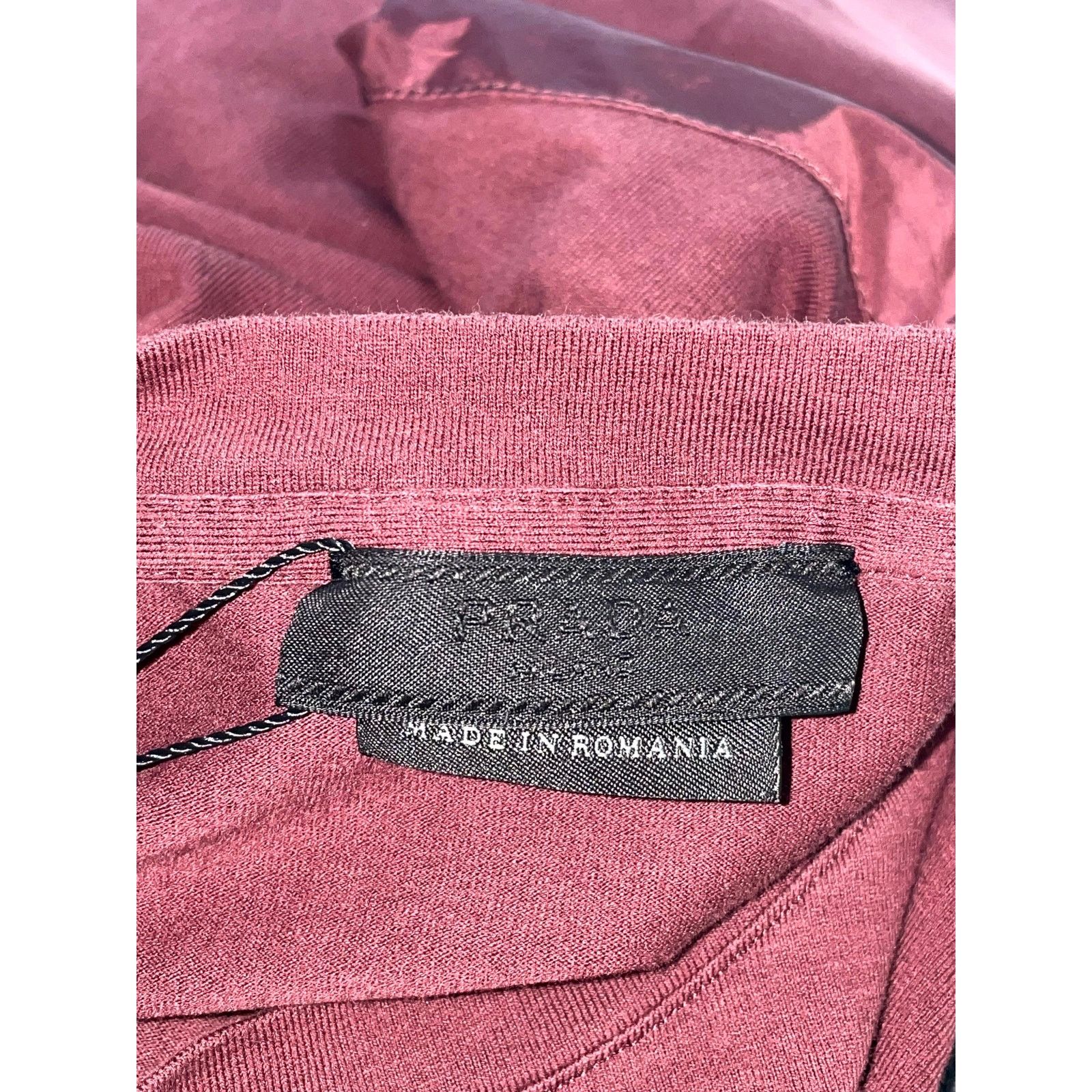 Prada Prada Logo Maroon Tee Size US S / EU 44-46 / 1 - 3 Thumbnail