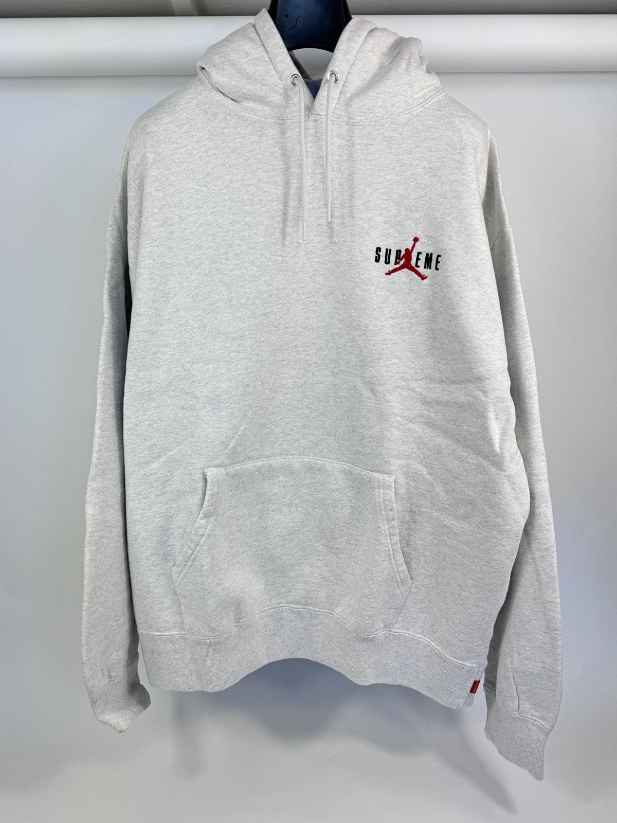 Jordan Brand × Supreme LOGO EMBROIDERED HOODIE Size US L / EU 52-54 / 3 - 2 Thumbnail
