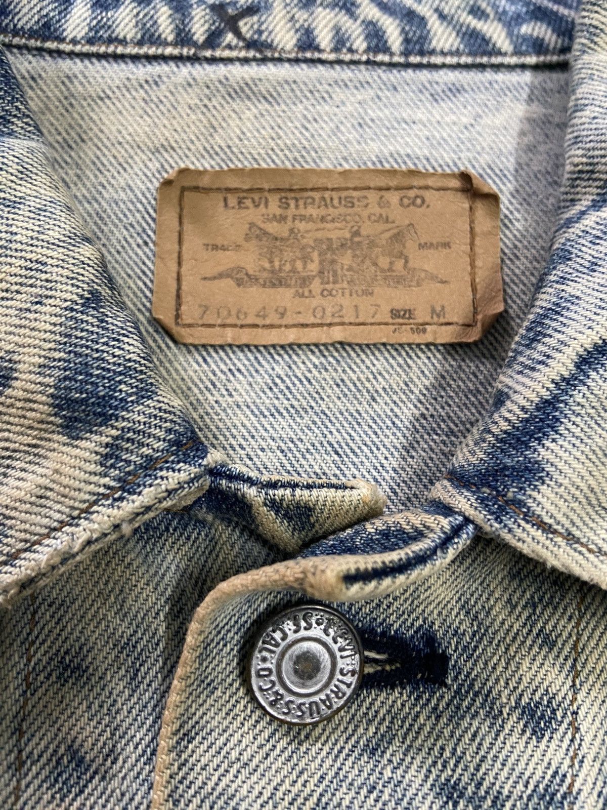 Levi's Vintage 80s Levis Trucker denim Jacket Acid Wash 70649 Size US M / EU 48-50 / 2 - 6 Thumbnail