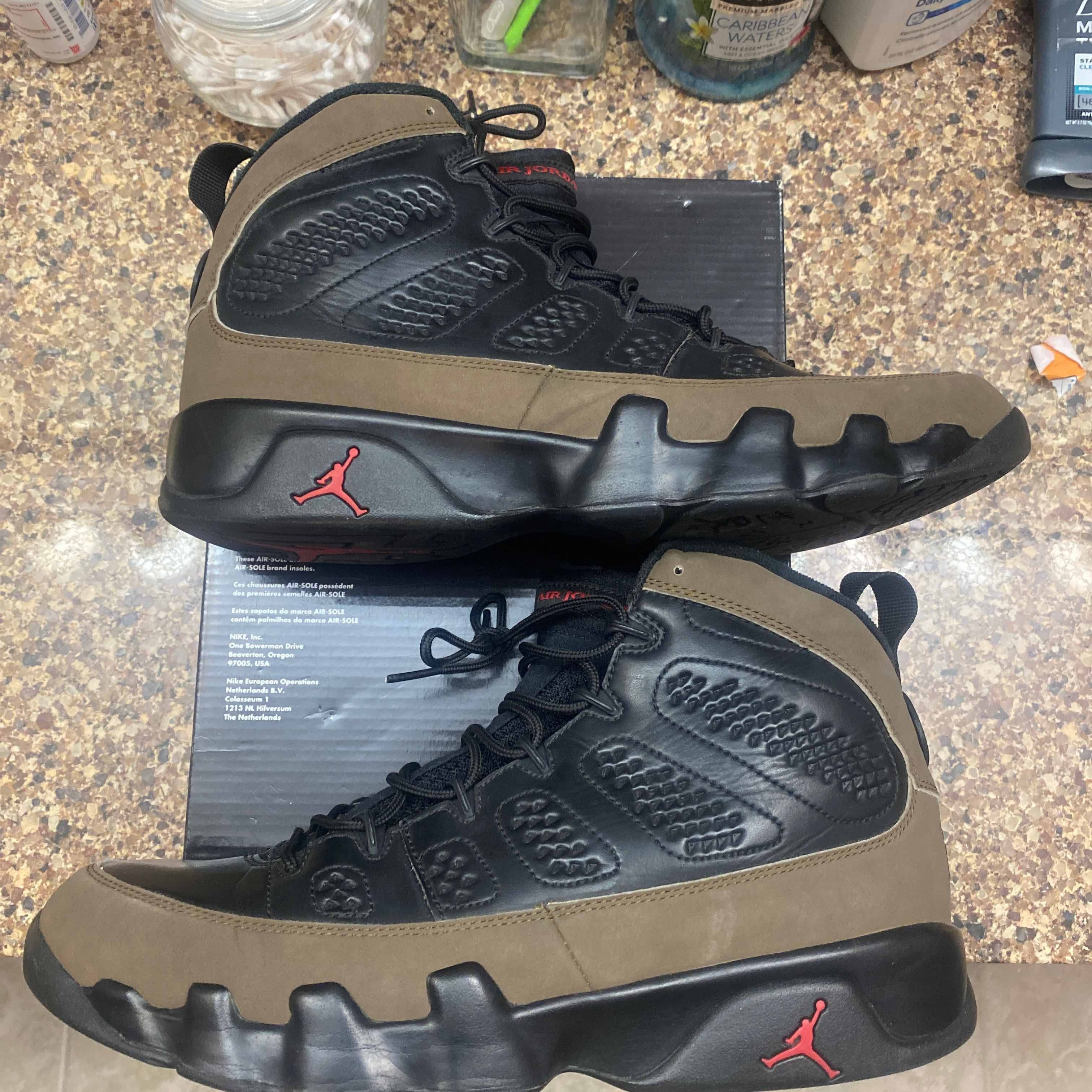 Air Jordan Retro Olive 2012