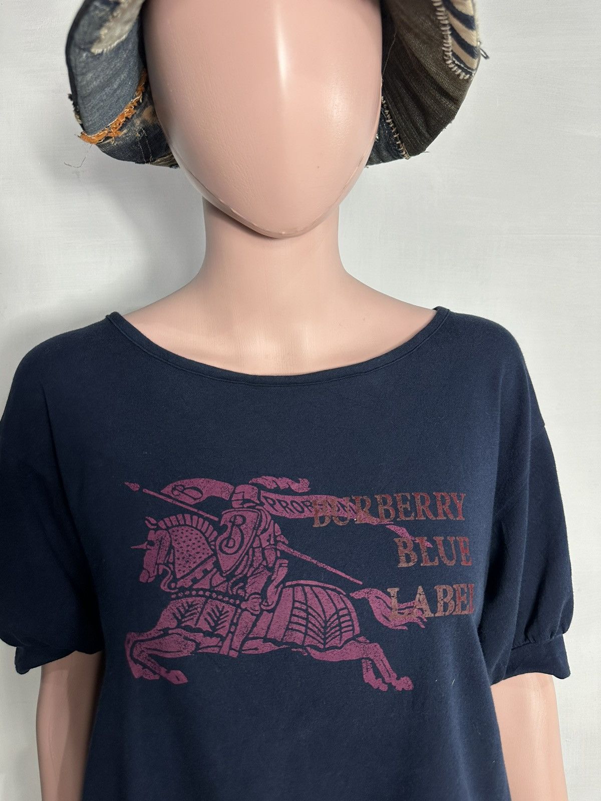 Burberry × Vintage Burberry Blue Label Big Logo Tshirt Size XS / US 0-2 / IT 36-38 - 2 Thumbnail